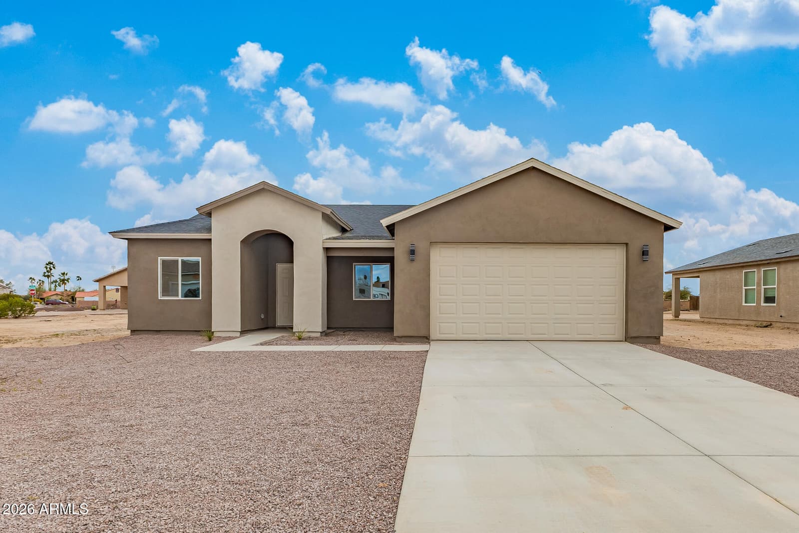 15532 S PATAGONIA Road, Arizona City, AZ 85123 — photo 1 of 27