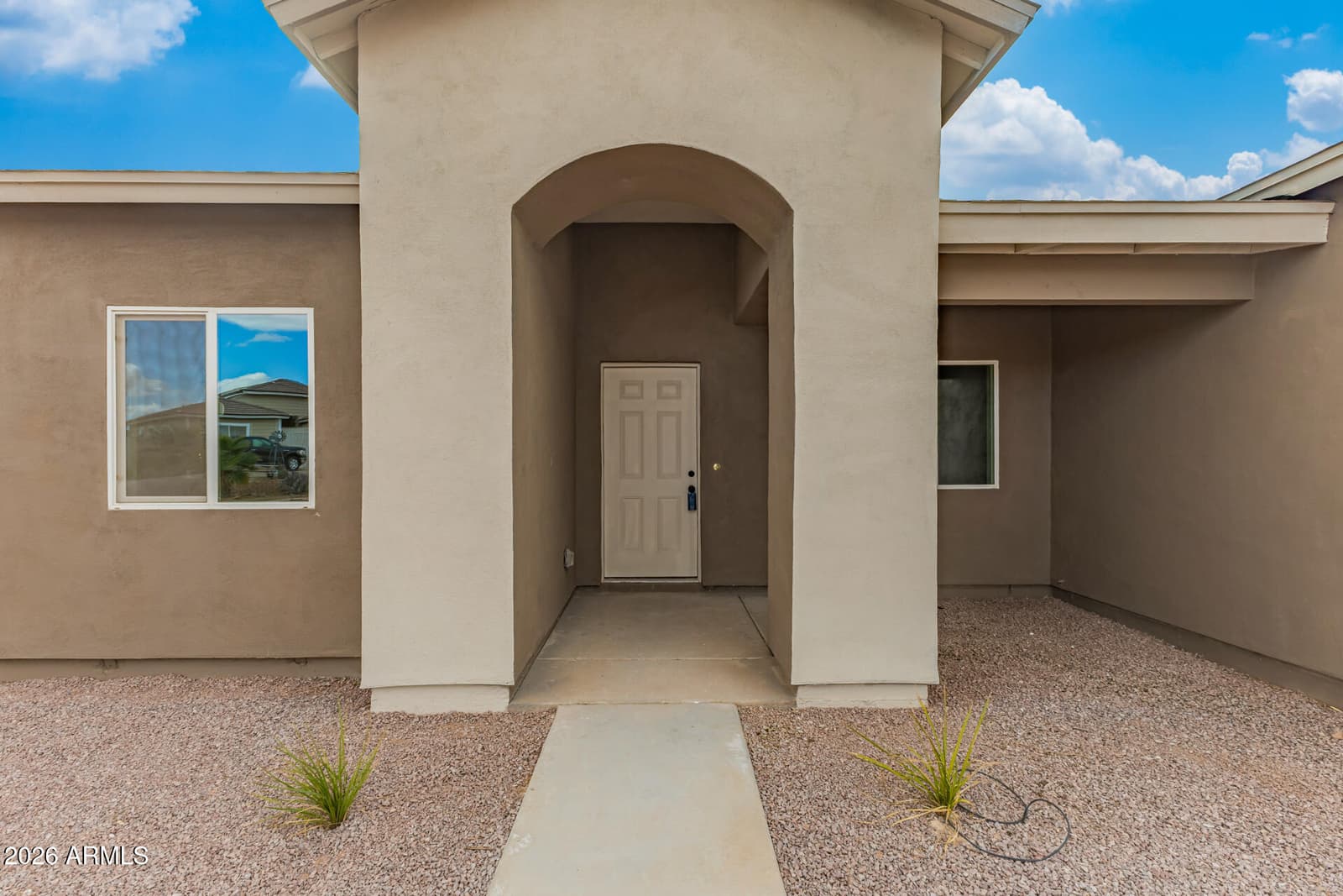 15532 S PATAGONIA Road, Arizona City, AZ 85123 — photo 4 of 27