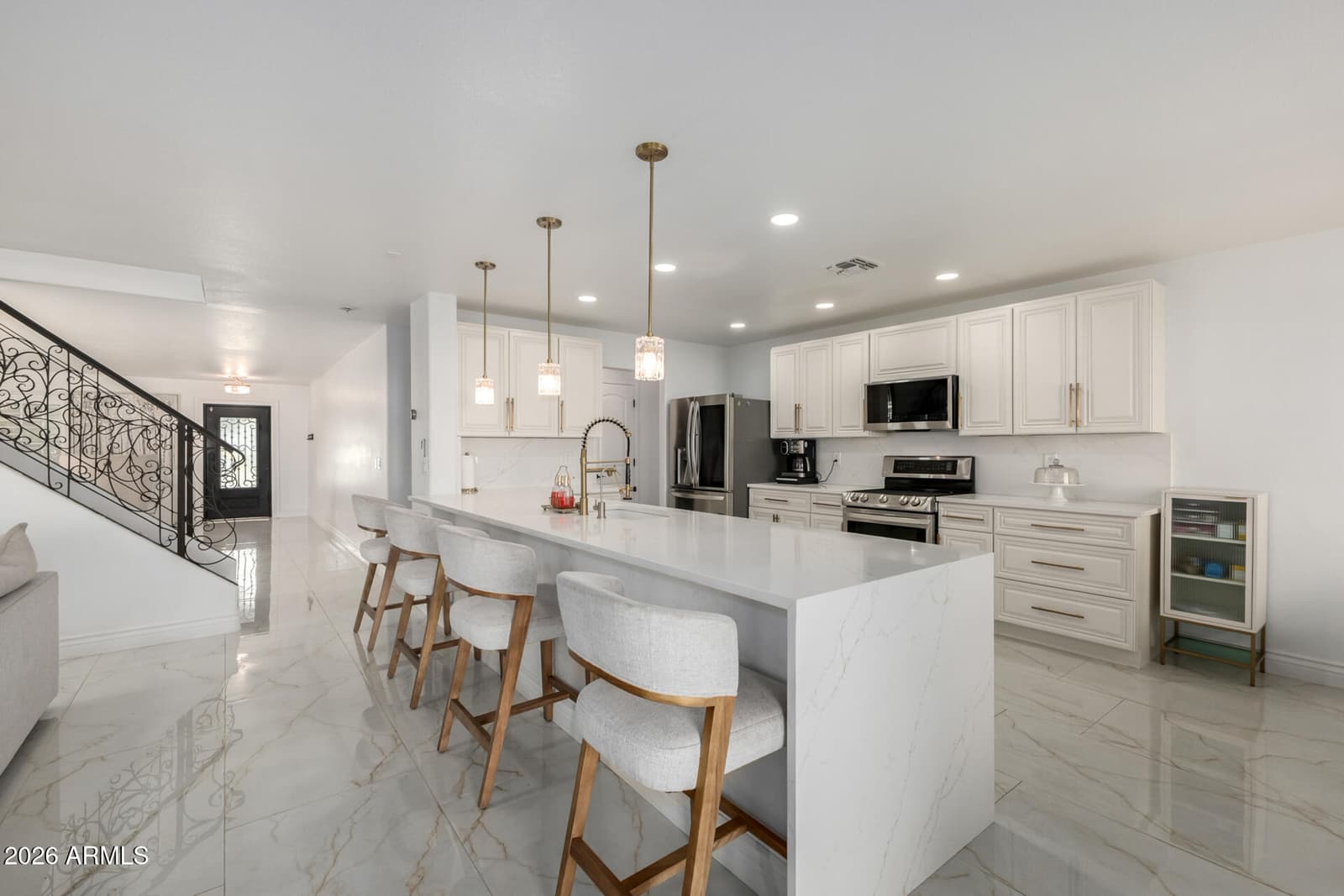5702 W Windrose Drive, Glendale, AZ 85304 — photo 14 of 68