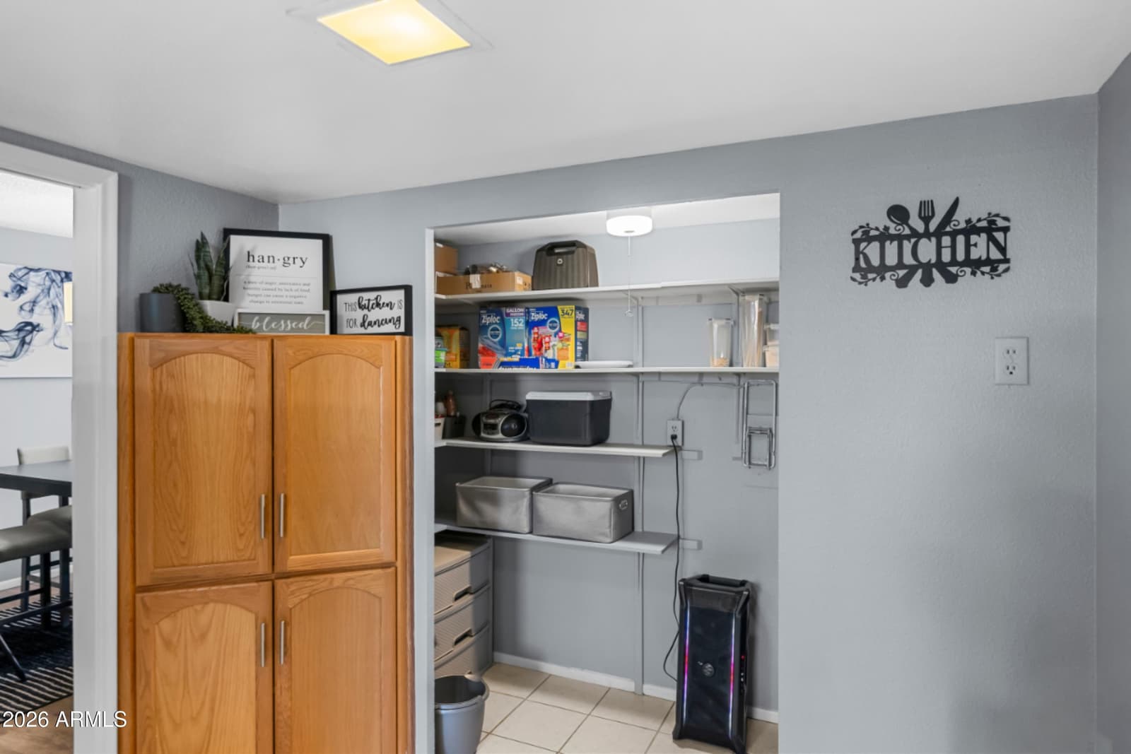 2355 W VOLTAIRE Avenue, Phoenix, AZ 85029 — photo 10 of 23
