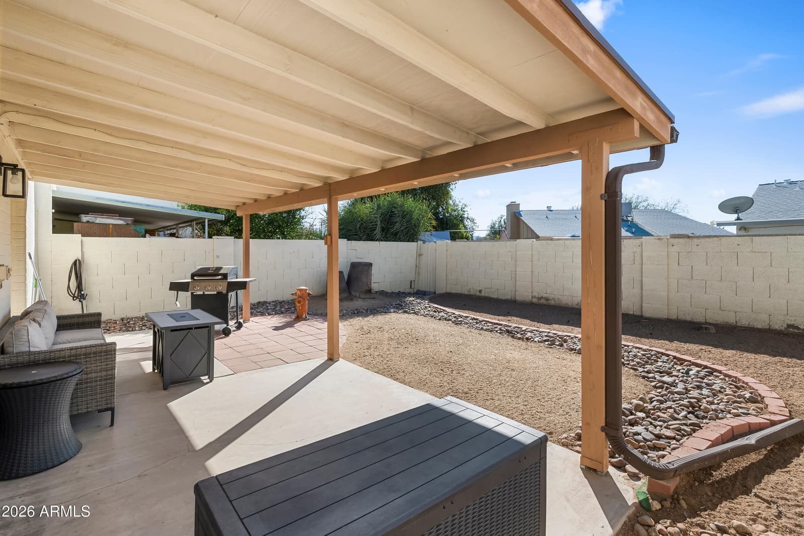 2355 W VOLTAIRE Avenue, Phoenix, AZ 85029 — photo 15 of 23
