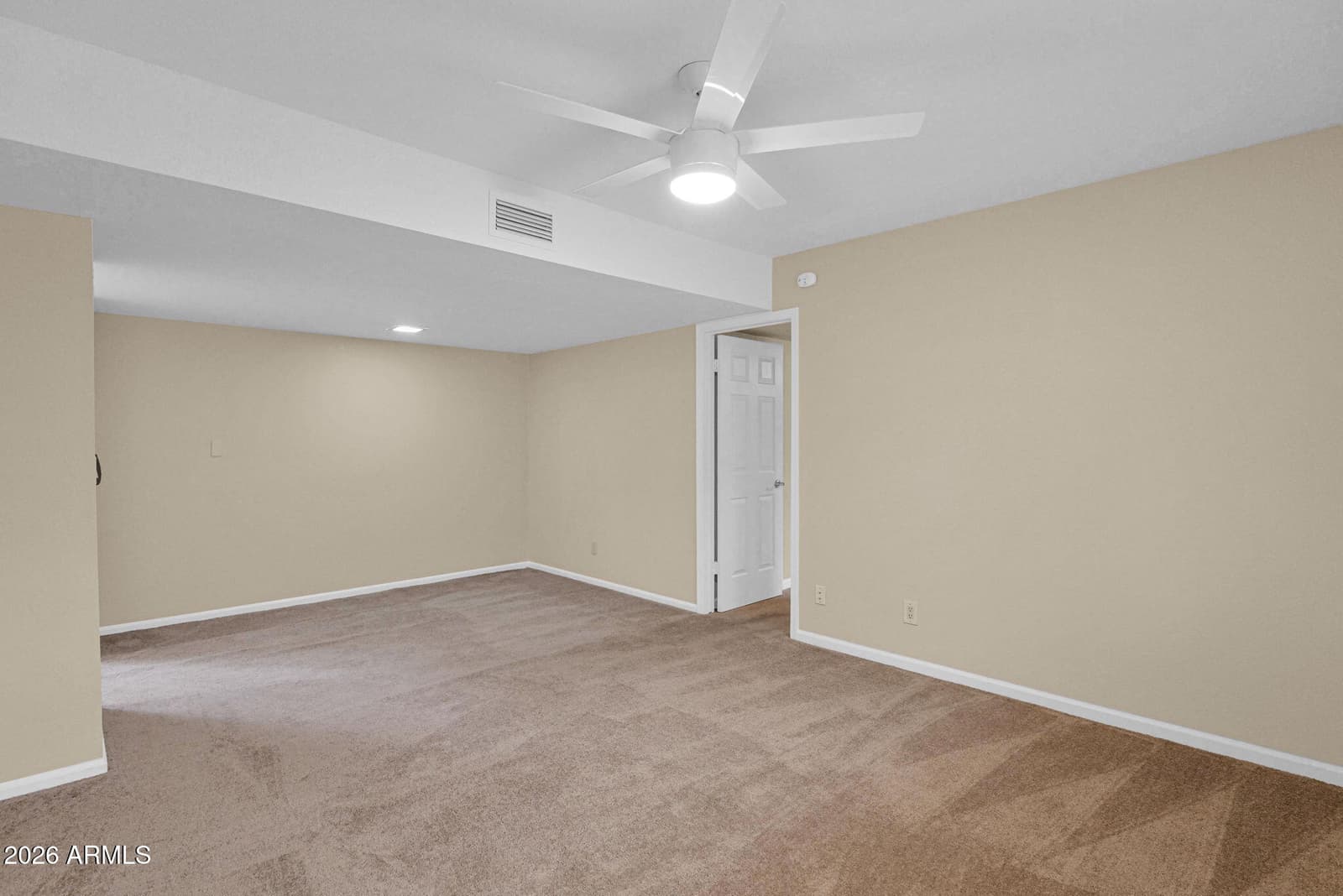 10417 E CINNABAR Avenue, Scottsdale, AZ 85258 — photo 24 of 38