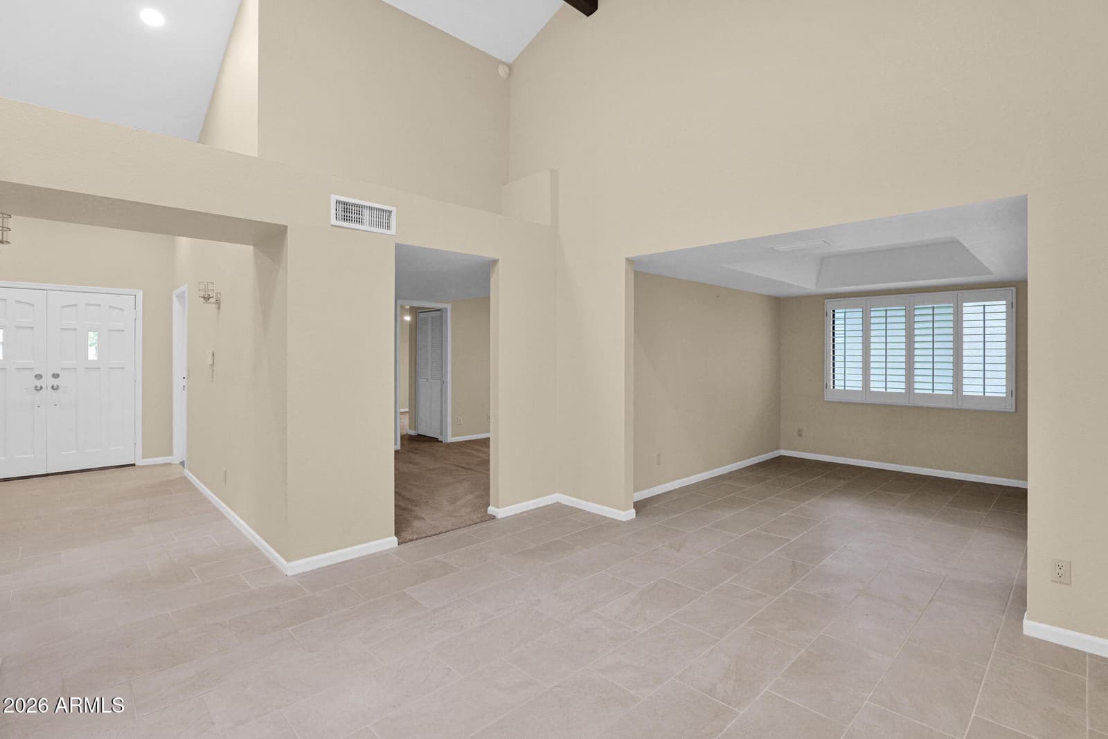 10417 E CINNABAR Avenue, Scottsdale, AZ 85258 — photo 10 of 38