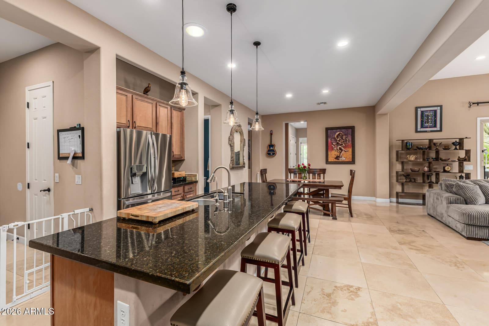 3139 E HARWELL Road, Phoenix, AZ 85042 — photo 14 of 45