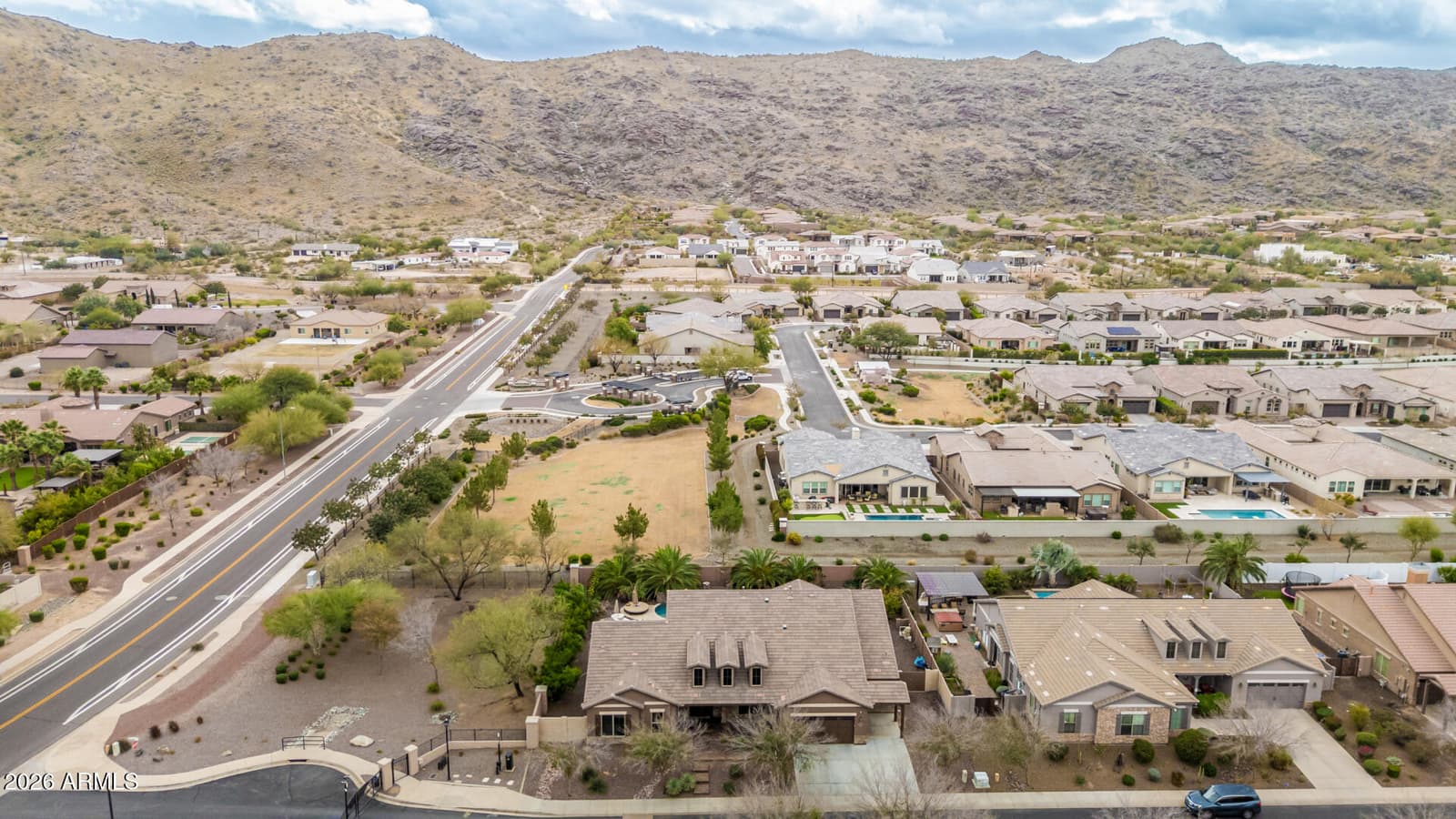 3139 E HARWELL Road, Phoenix, AZ 85042 — photo 43 of 45
