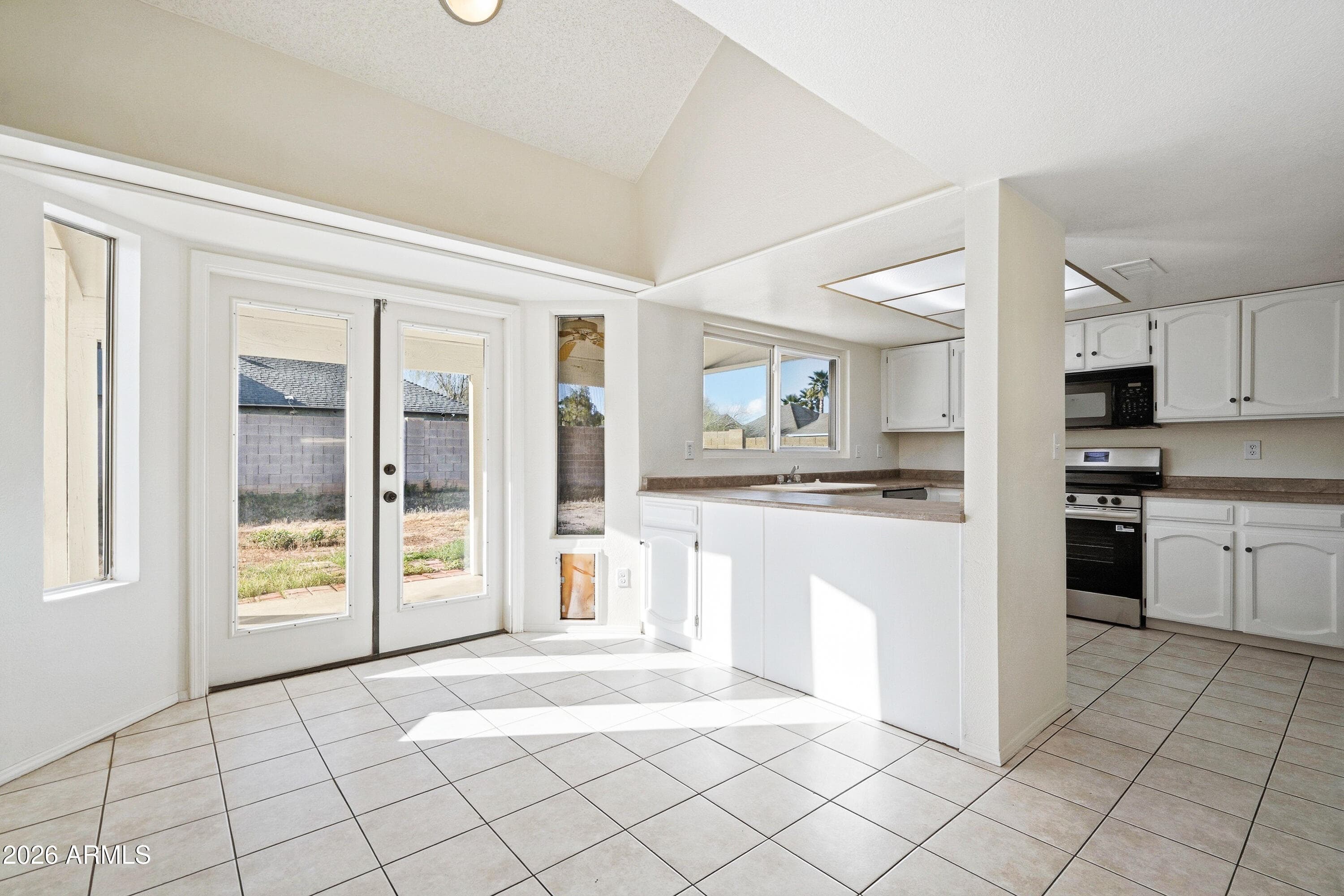 5729 W BUTLER Drive, Chandler, AZ 85226 — photo 10 of 44