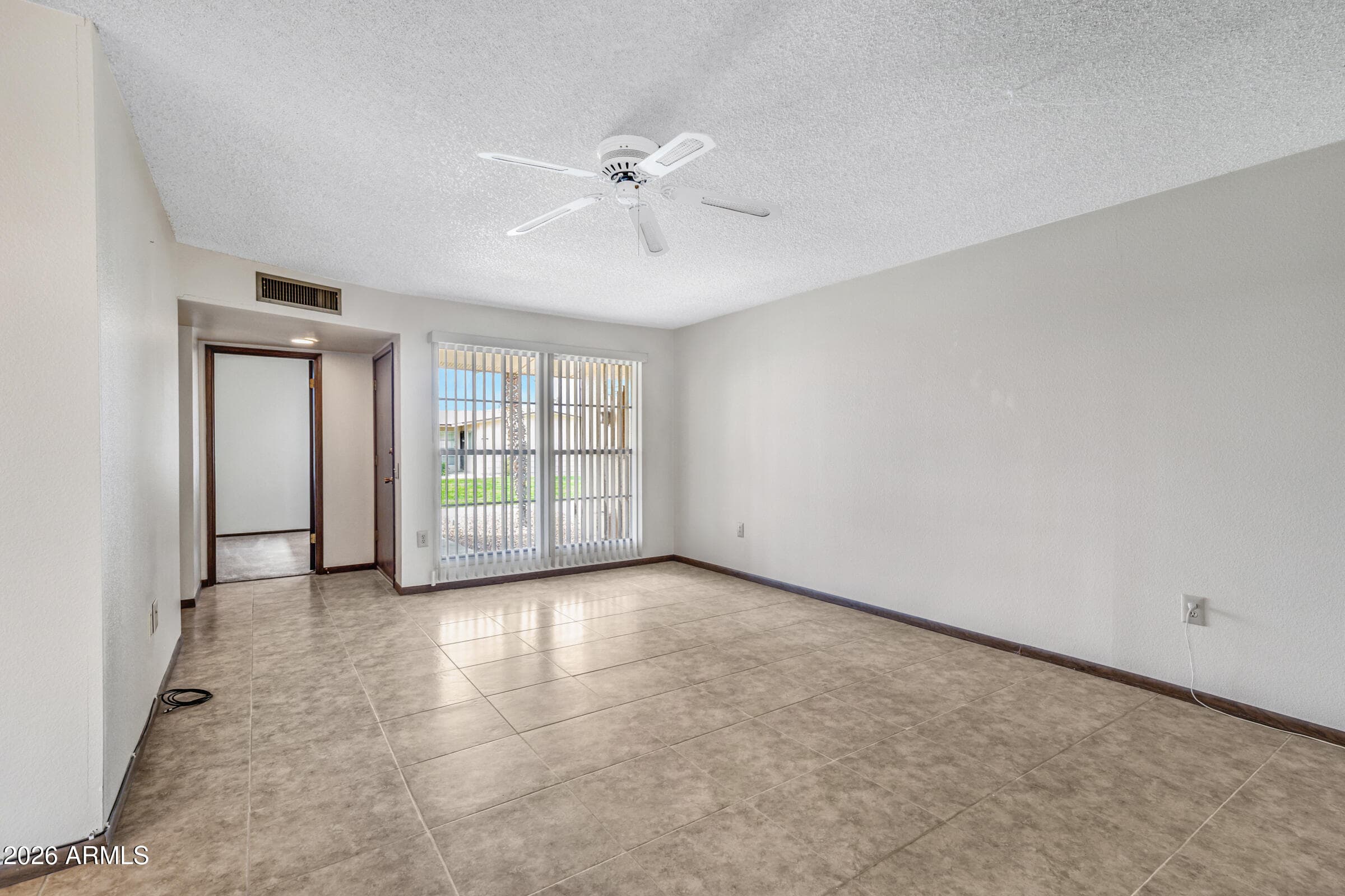 10737 W SANTA FE Drive, Sun City, AZ 85351 — photo 4 of 23