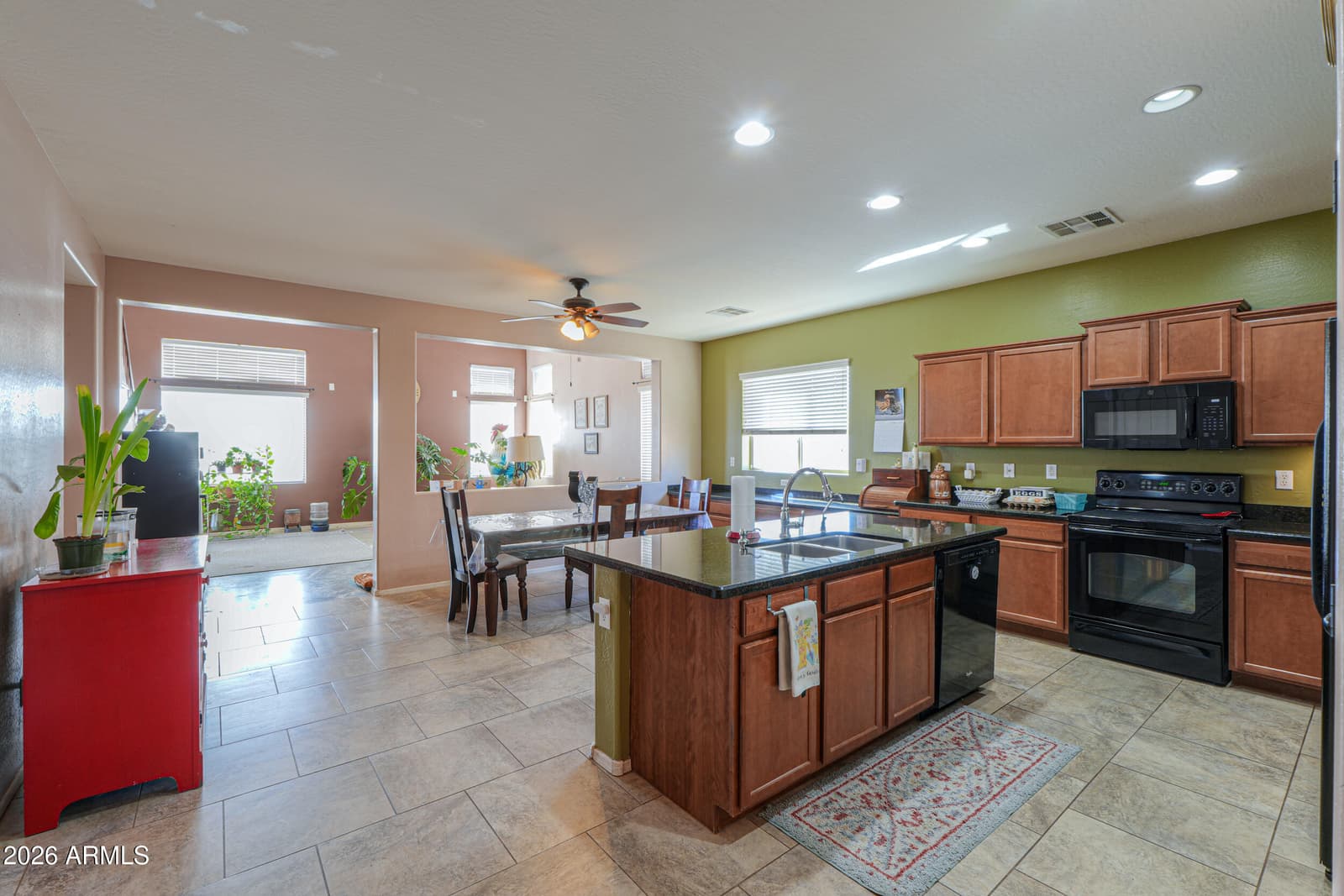 1766 N WILDFLOWER Lane, Casa Grande, AZ 85122 — photo 10 of 43