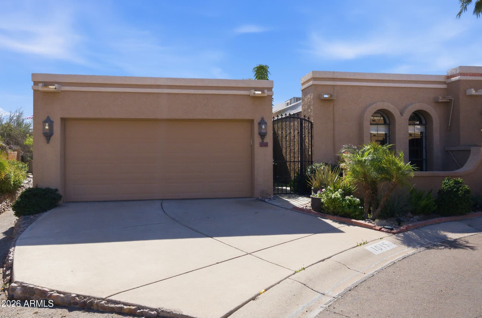 1015 E BECKER Lane, Phoenix, AZ 85020 — photo 23 of 32