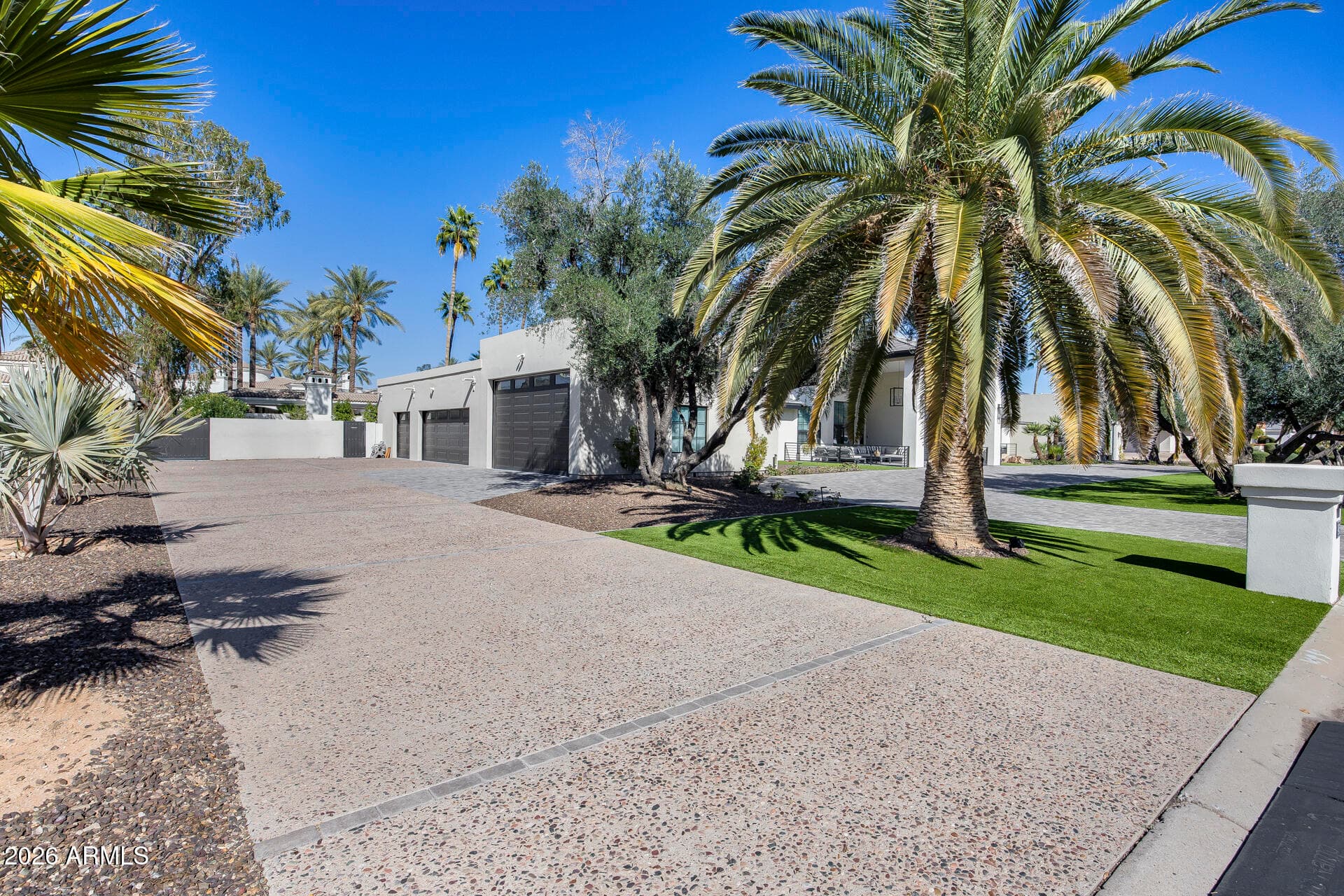 8436 E ASTER Drive, Scottsdale, AZ 85260 — photo 5 of 101