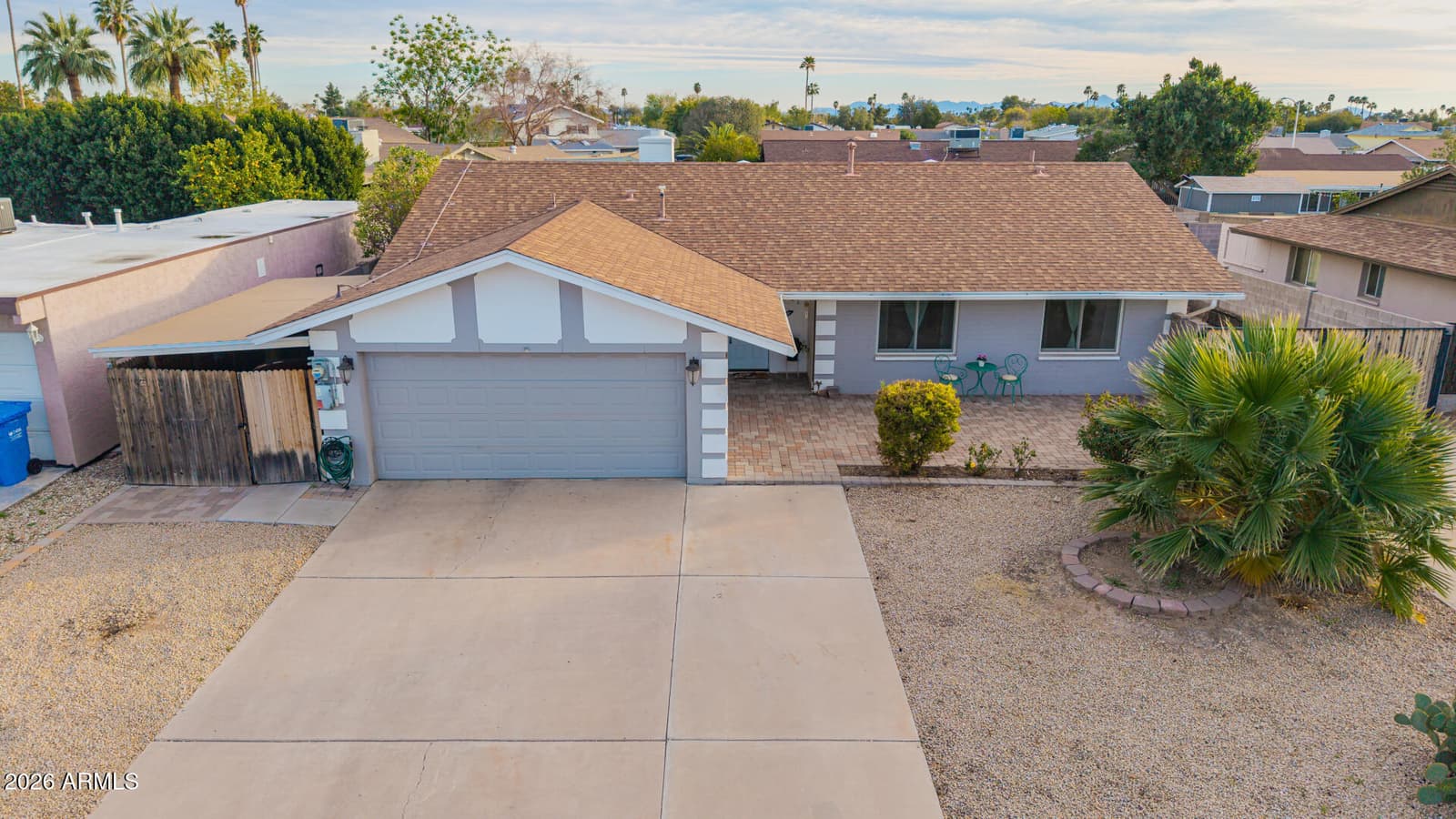 3201 W ACOMA Drive, Phoenix, AZ 85053 — photo 2 of 59