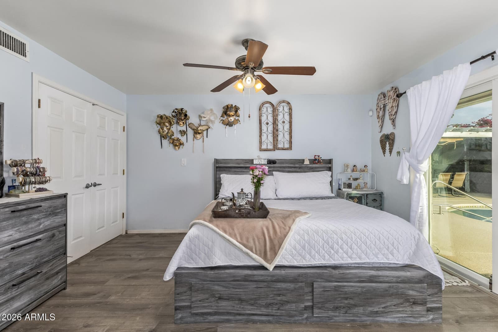 3201 W ACOMA Drive, Phoenix, AZ 85053 — photo 17 of 59