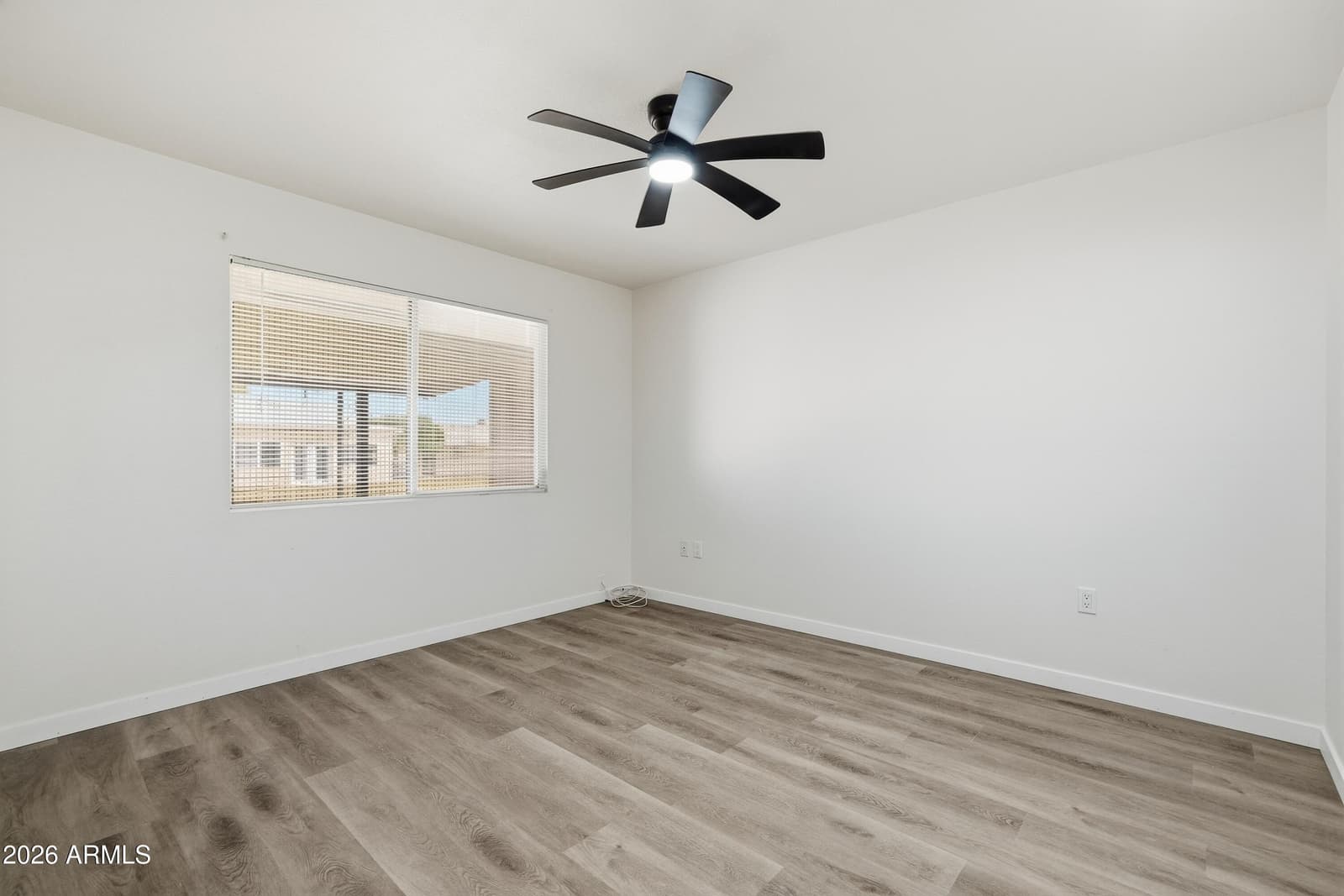 10528 W SARATOGA Circle, Sun City, AZ 85351 — photo 21 of 30