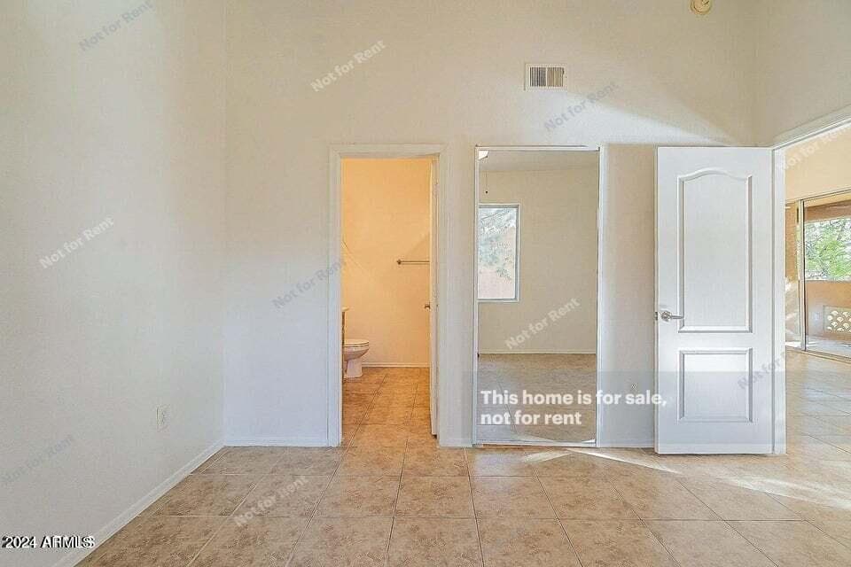 2929 W YORKSHIRE Drive 2026, Phoenix, AZ 85027 — photo 12 of 27