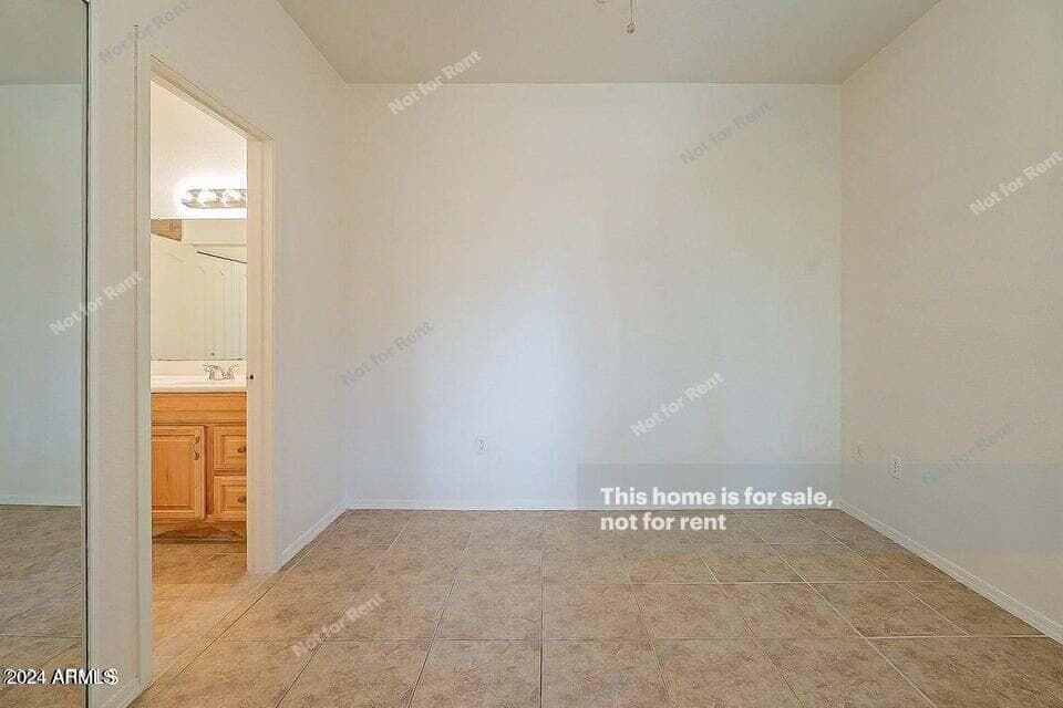 2929 W YORKSHIRE Drive 2026, Phoenix, AZ 85027 — photo 18 of 27
