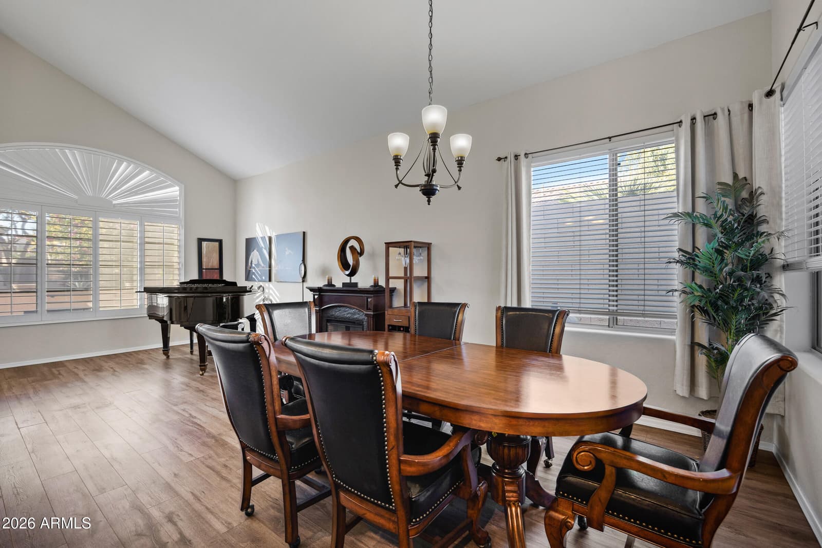 16815 S 1ST Avenue, Phoenix, AZ 85045 — photo 9 of 42