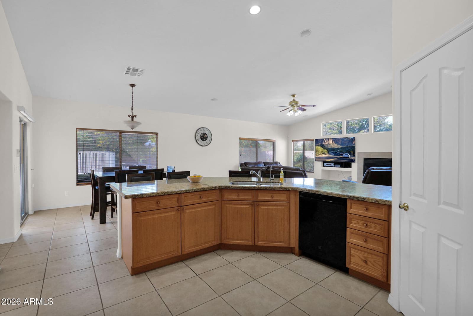 1126 N NASSAU Street, Mesa, AZ 85205 — photo 14 of 50