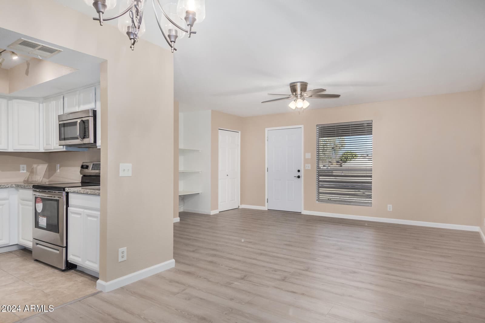 1340 N RECKER Road 256, Mesa, AZ 85205 — photo 6 of 25
