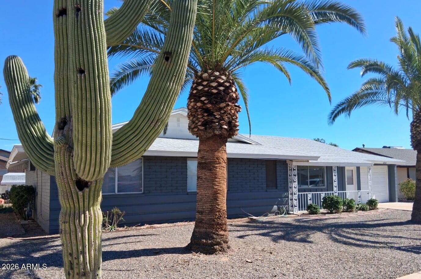 10748 W HOPE Drive, Sun City, AZ 85351 — photo 2 of 18