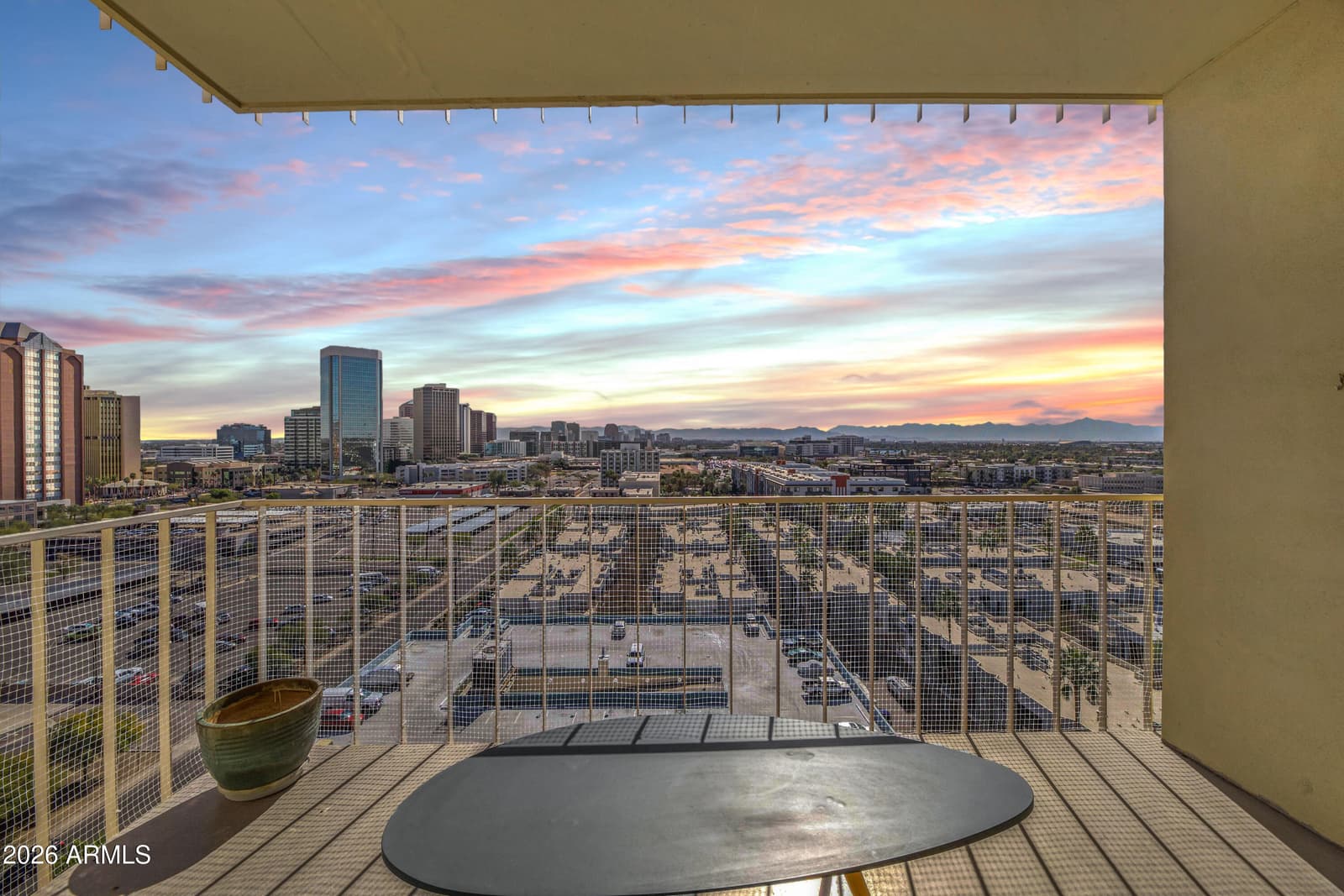 207 W Clarendon Avenue 12A, Phoenix, AZ 85013 — photo 9 of 36
