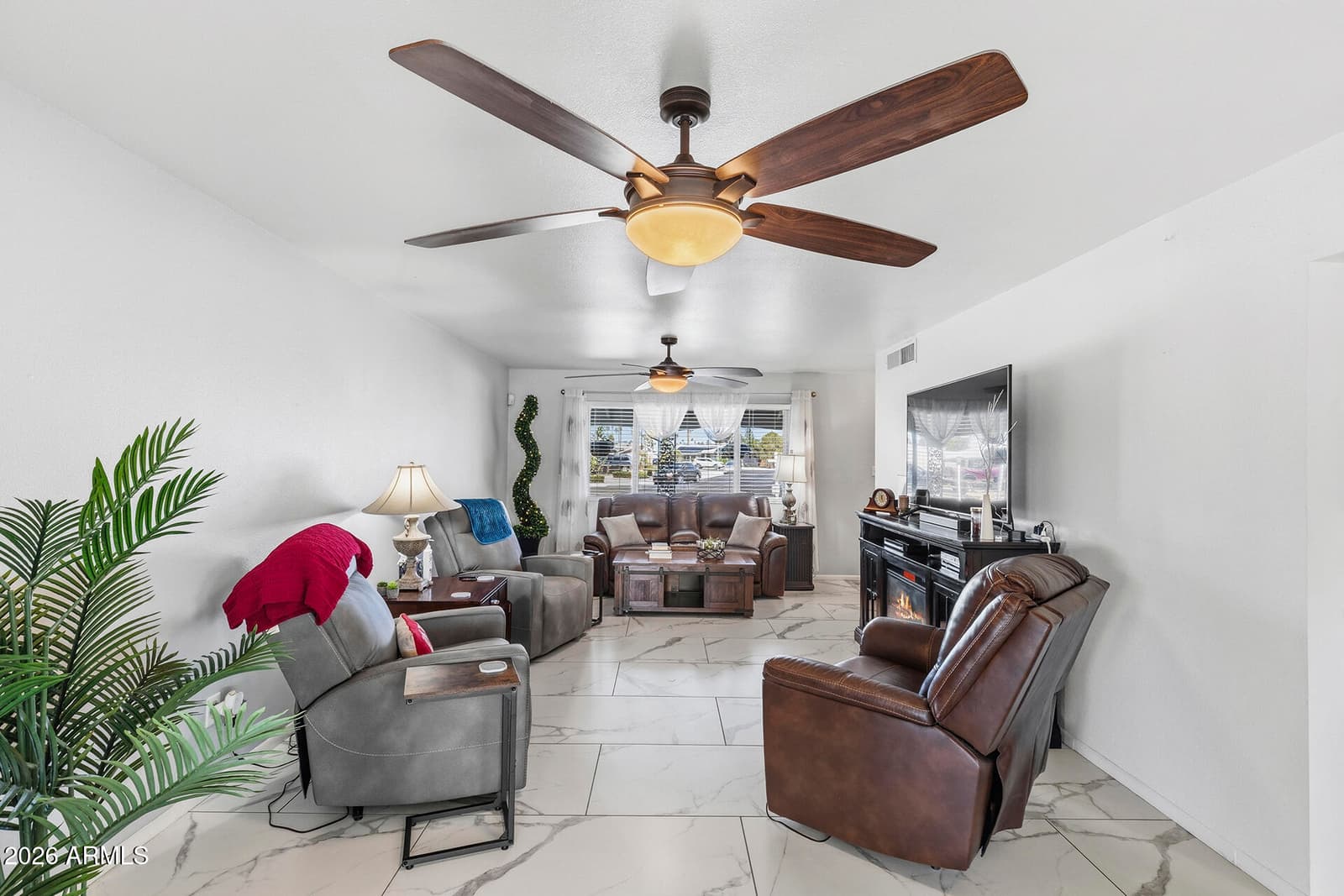 12801 N LAKE Drive, Sun City, AZ 85351 — photo 13 of 74