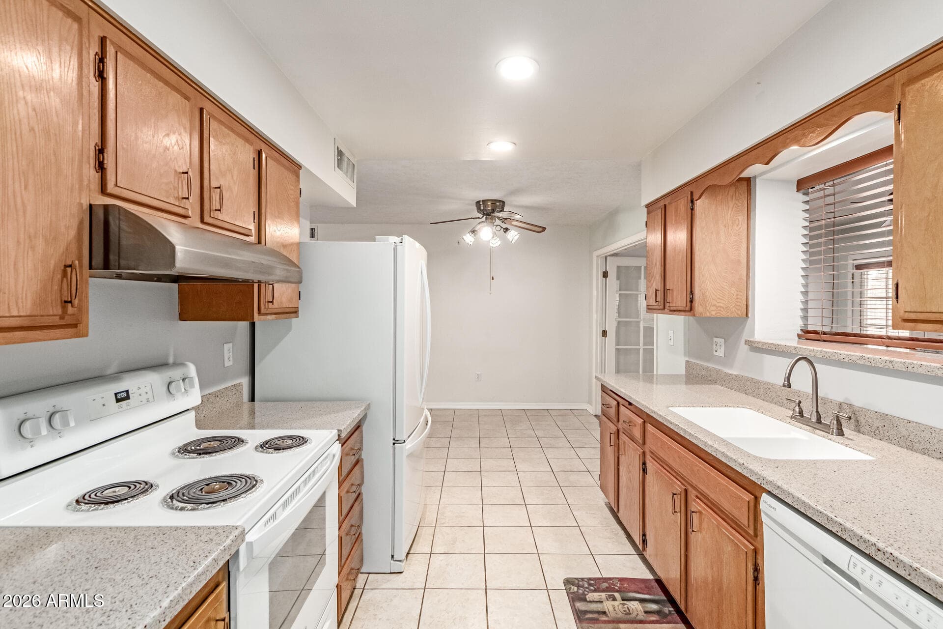 10329 W Floriade Drive, Sun City, AZ 85351 — photo 14 of 32
