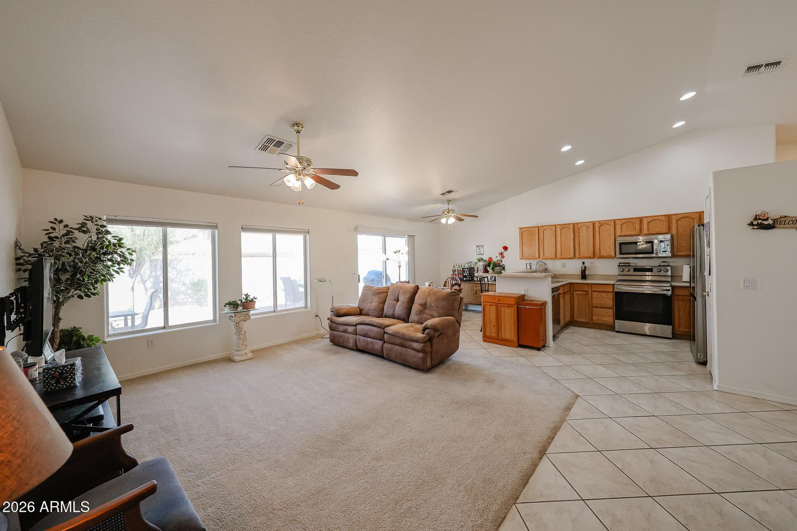 14980 S CAPISTRANO Road, Arizona City, AZ 85123 — photo 6 of 39