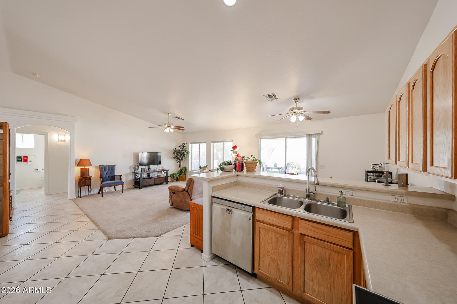 14980 S CAPISTRANO Road, Arizona City, AZ 85123 — photo 12 of 39