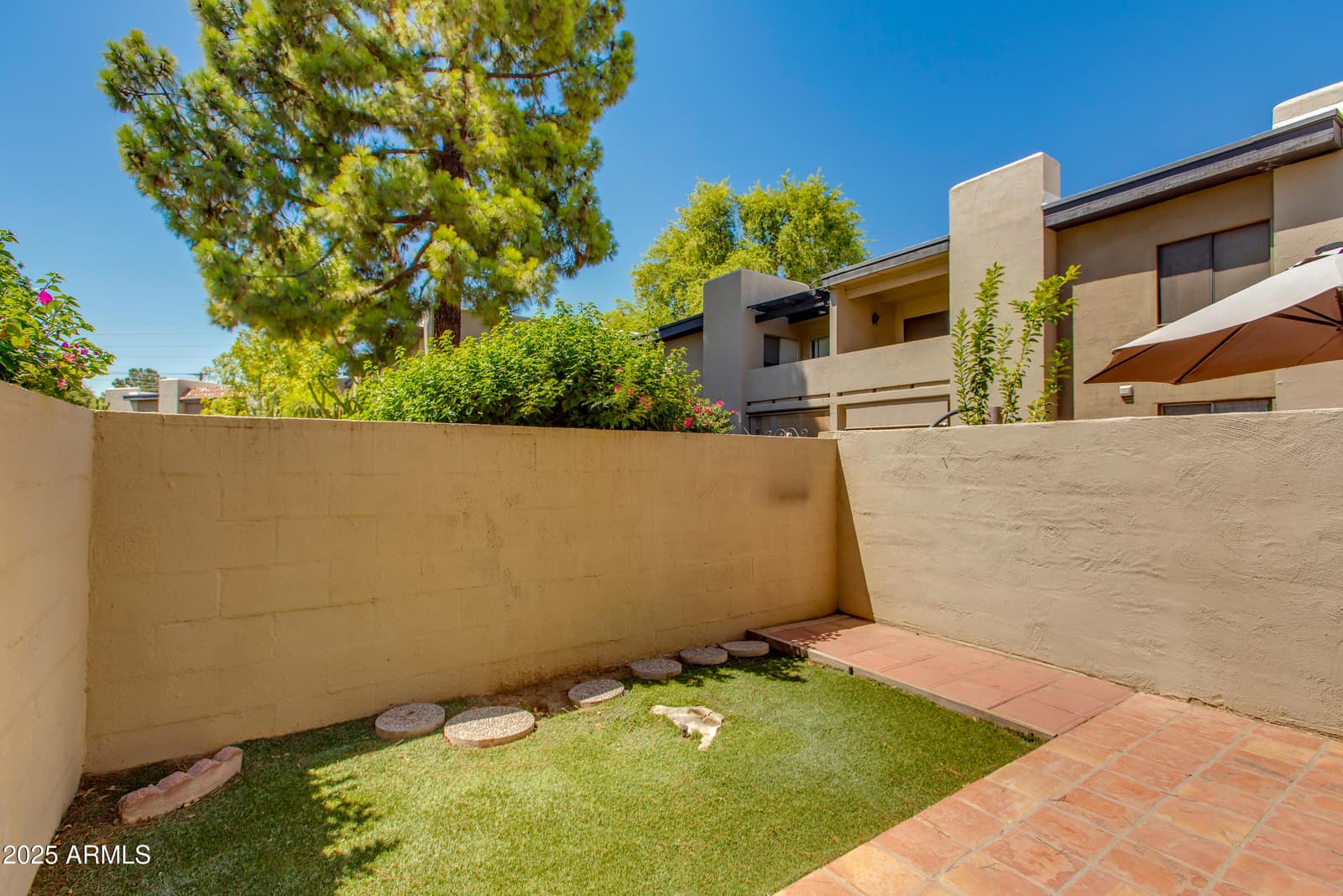 4201 E CAMELBACK Road 41, Phoenix, AZ 85018 — photo 16 of 21
