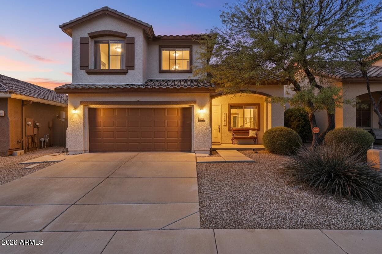 1724 W HEMINGWAY Lane, Anthem, AZ 85086 — photo 1 of 39