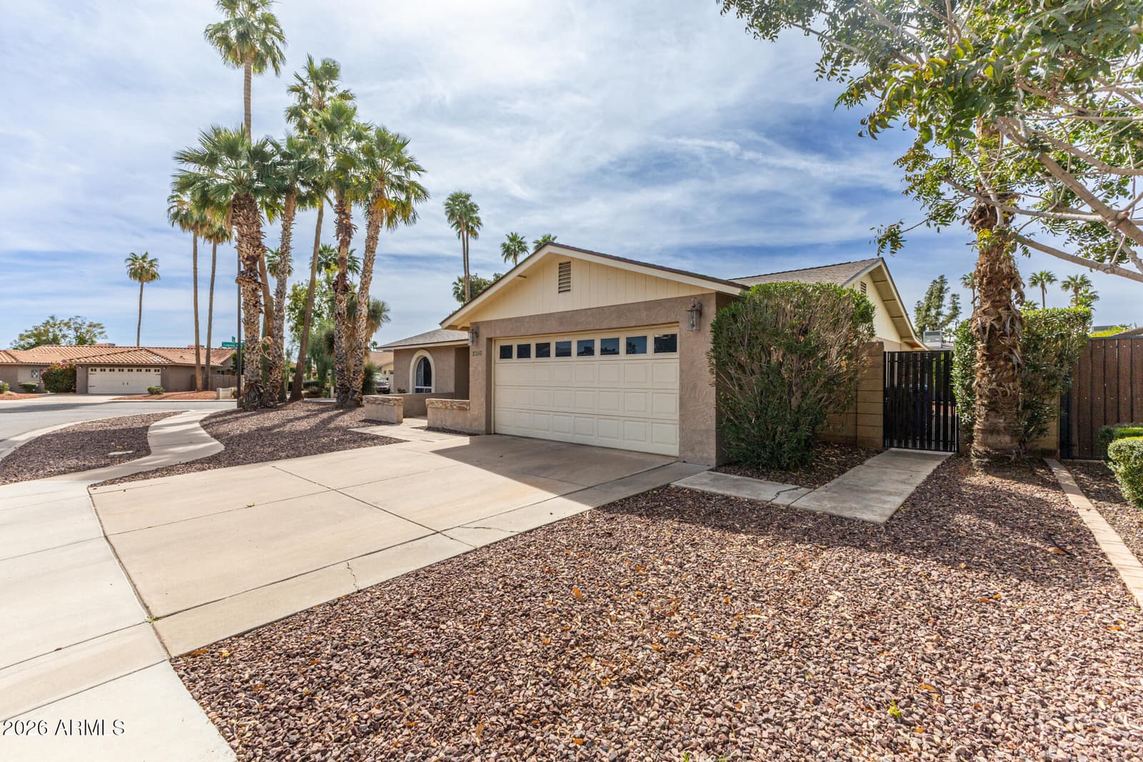 2260 S ESTRELLA Circle, Mesa, AZ 85202 — photo 3 of 45