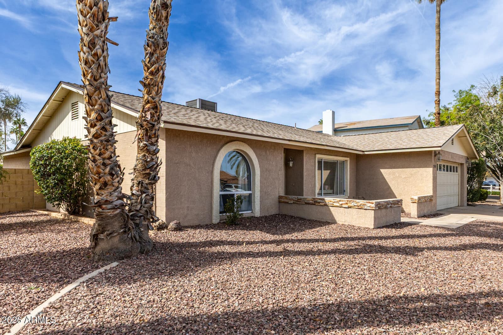 2260 S ESTRELLA Circle, Mesa, AZ 85202 — photo 6 of 45