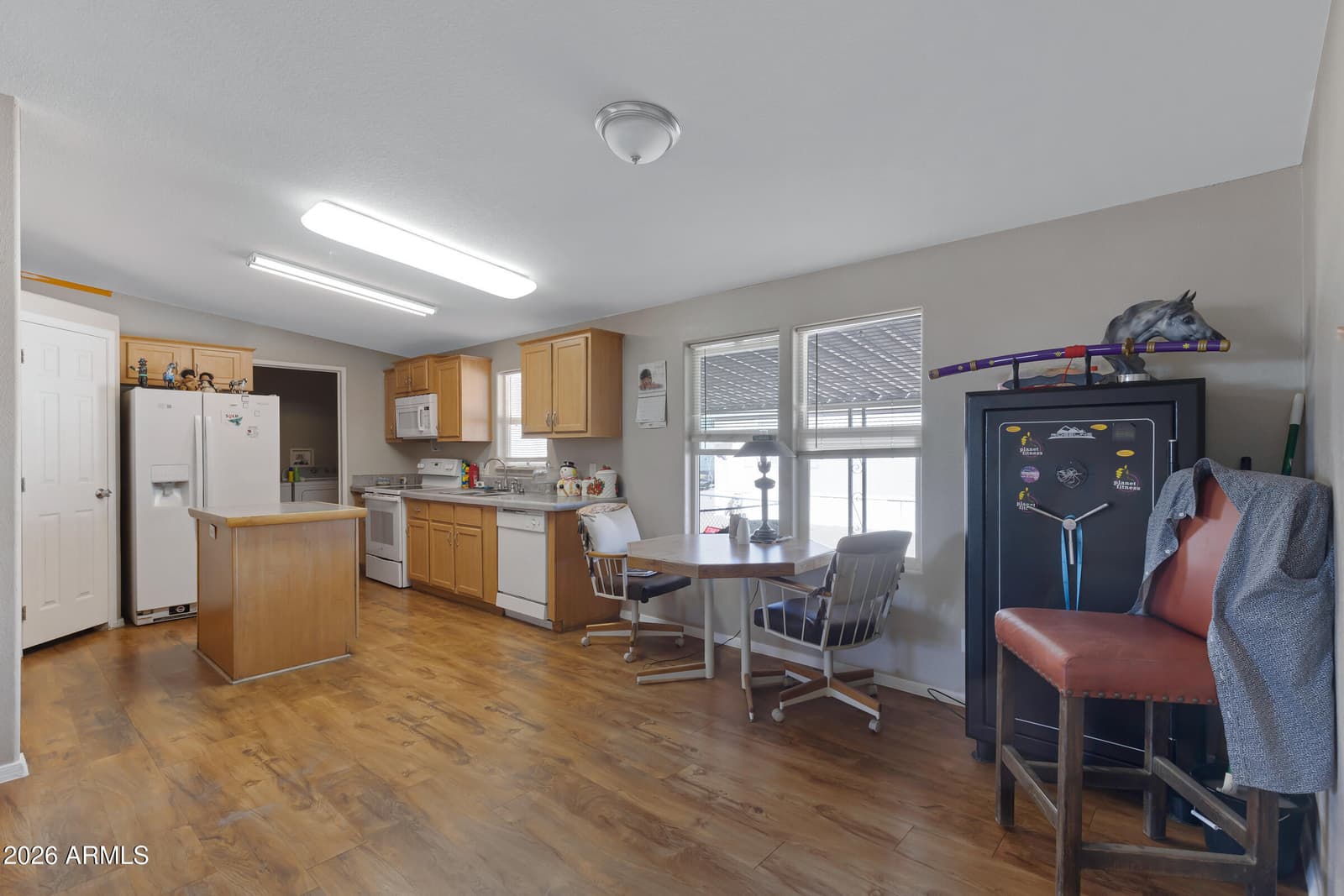 2200 N DELAWARE Drive 76, Apache Junction, AZ 85120 — photo 13 of 29
