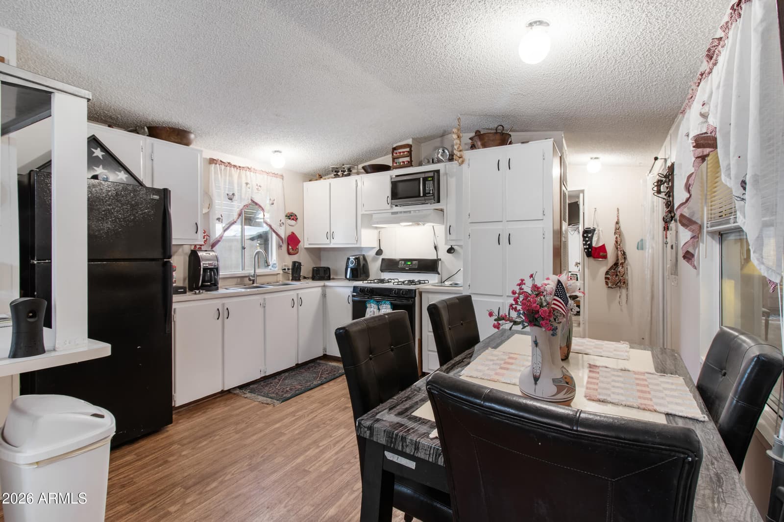 2121 N CENTER Street 15, Mesa, AZ 85201 — photo 2 of 50
