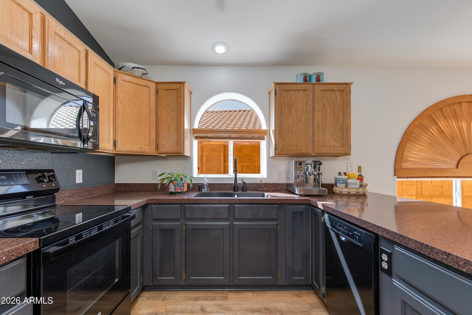 9750 W TONOPAH Drive, Peoria, AZ 85382 — photo 9 of 26