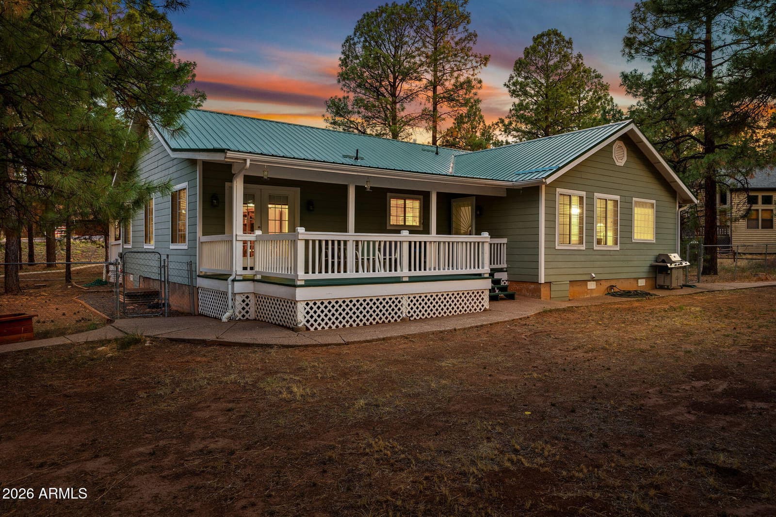 2236 Cross Country Road, Overgaard, AZ 85933 — photo 35 of 59