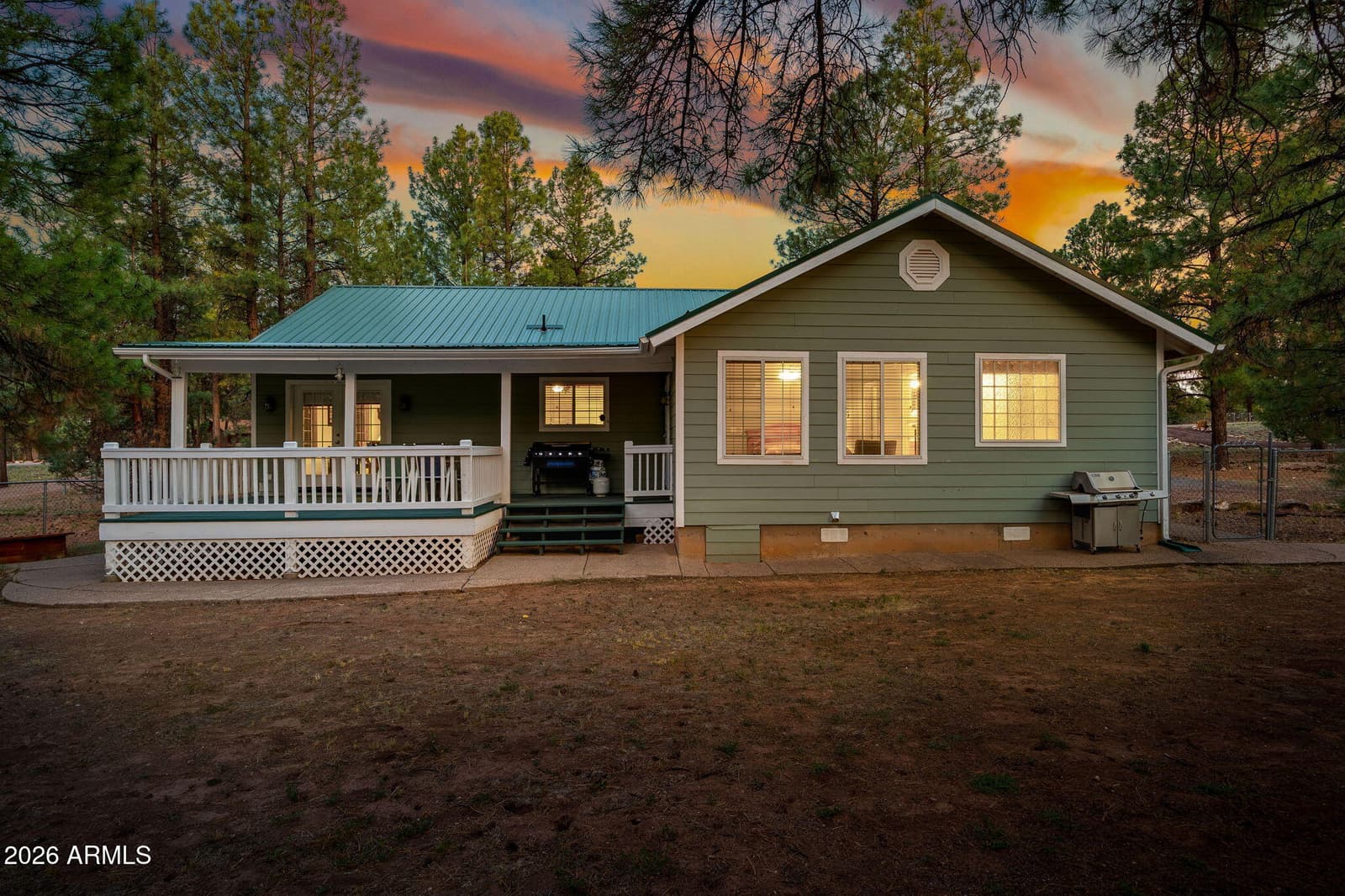2236 Cross Country Road, Overgaard, AZ 85933 — photo 37 of 59