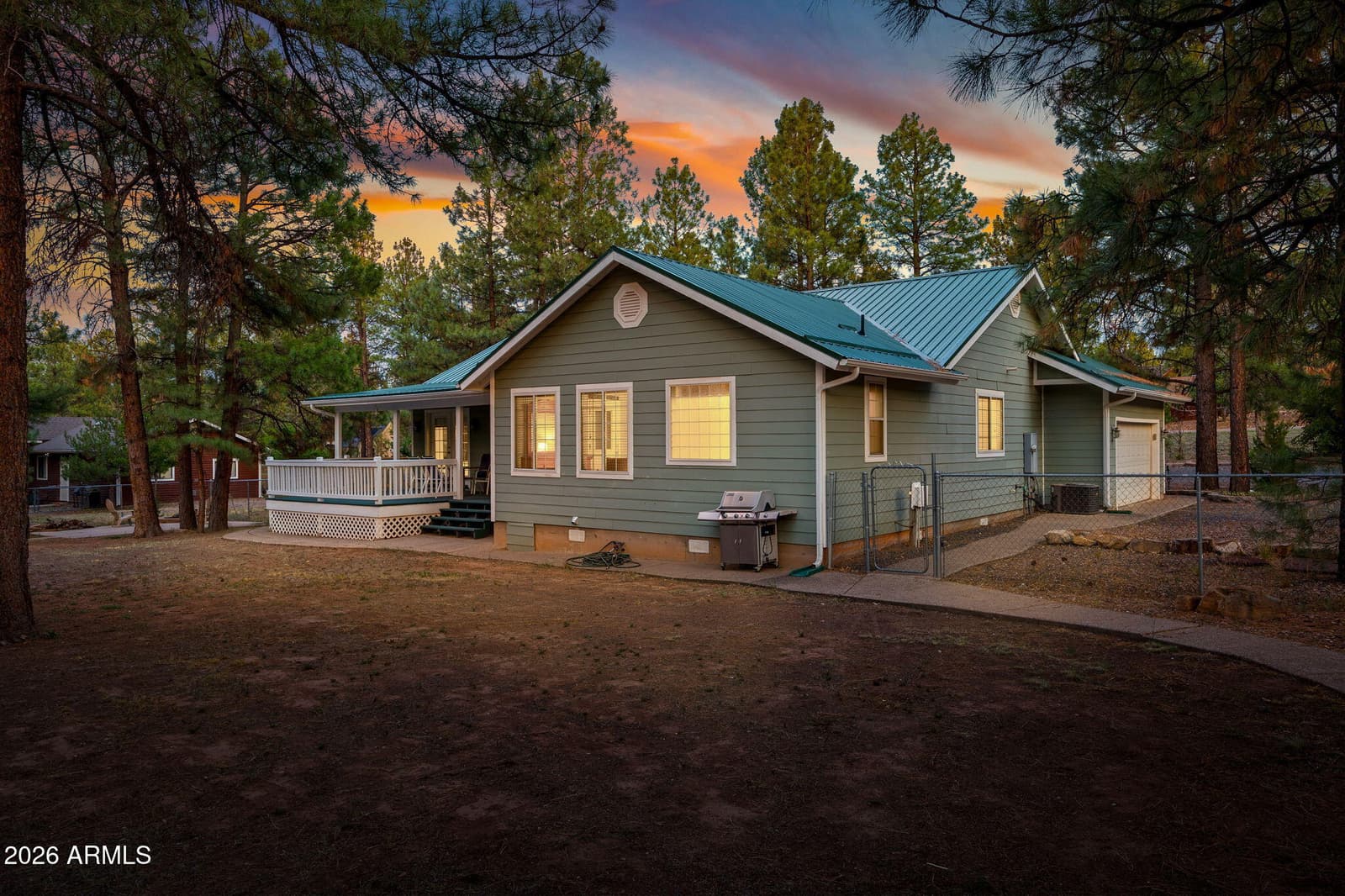 2236 Cross Country Road, Overgaard, AZ 85933 — photo 39 of 59