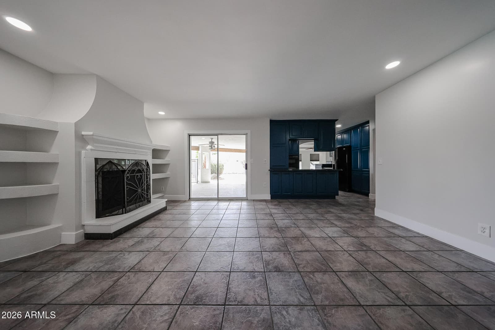 1341 E GARNET Circle, Mesa, AZ 85204 — photo 3 of 46