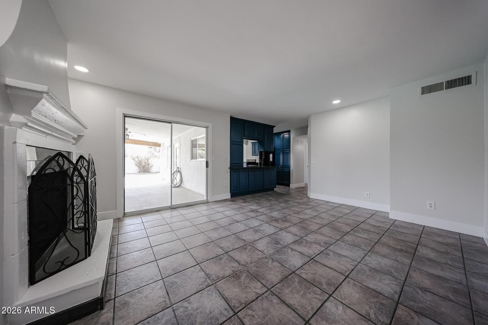 1341 E GARNET Circle, Mesa, AZ 85204 — photo 11 of 46