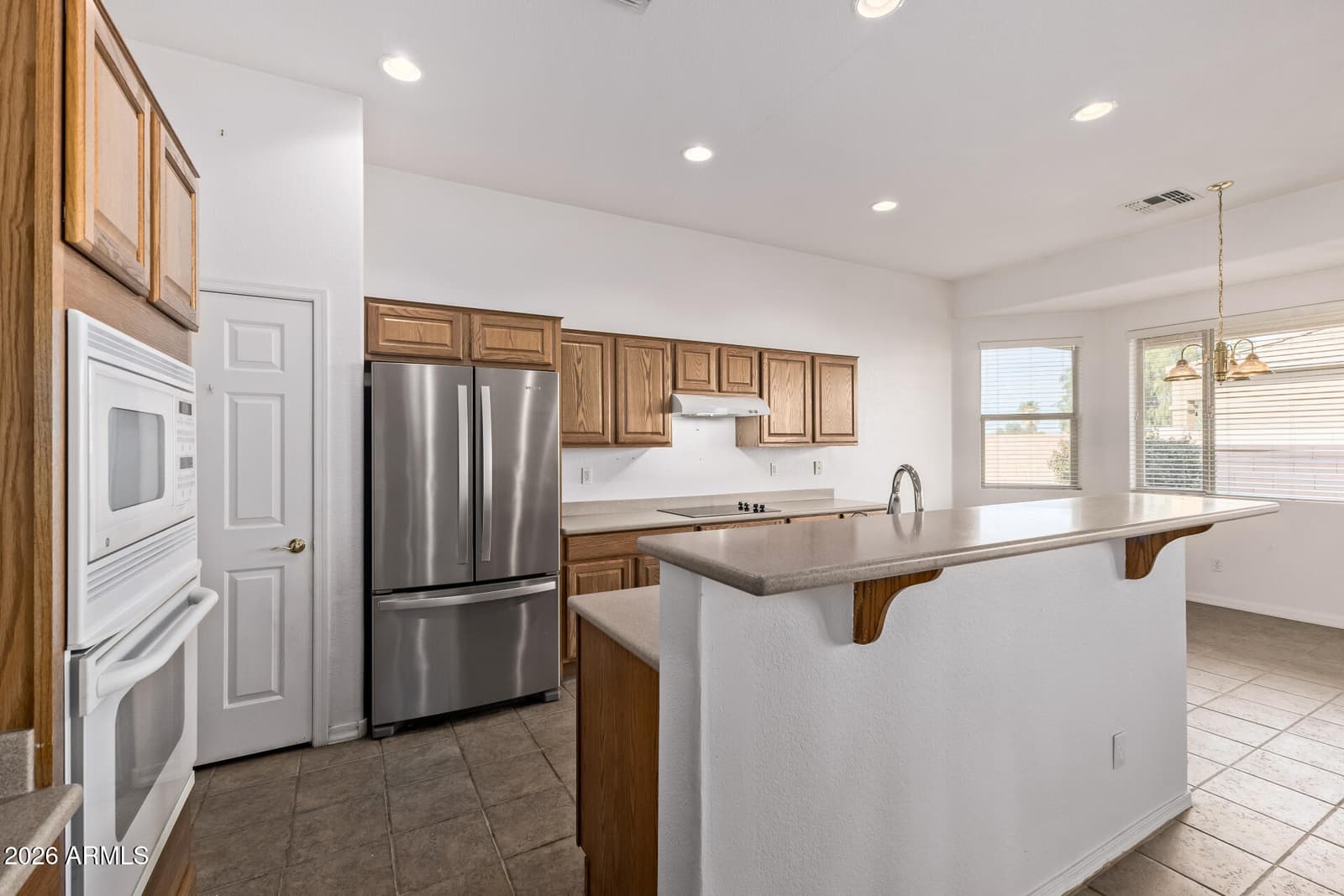 3462 E WESTCHESTER Drive, Chandler, AZ 85249 — photo 9 of 33