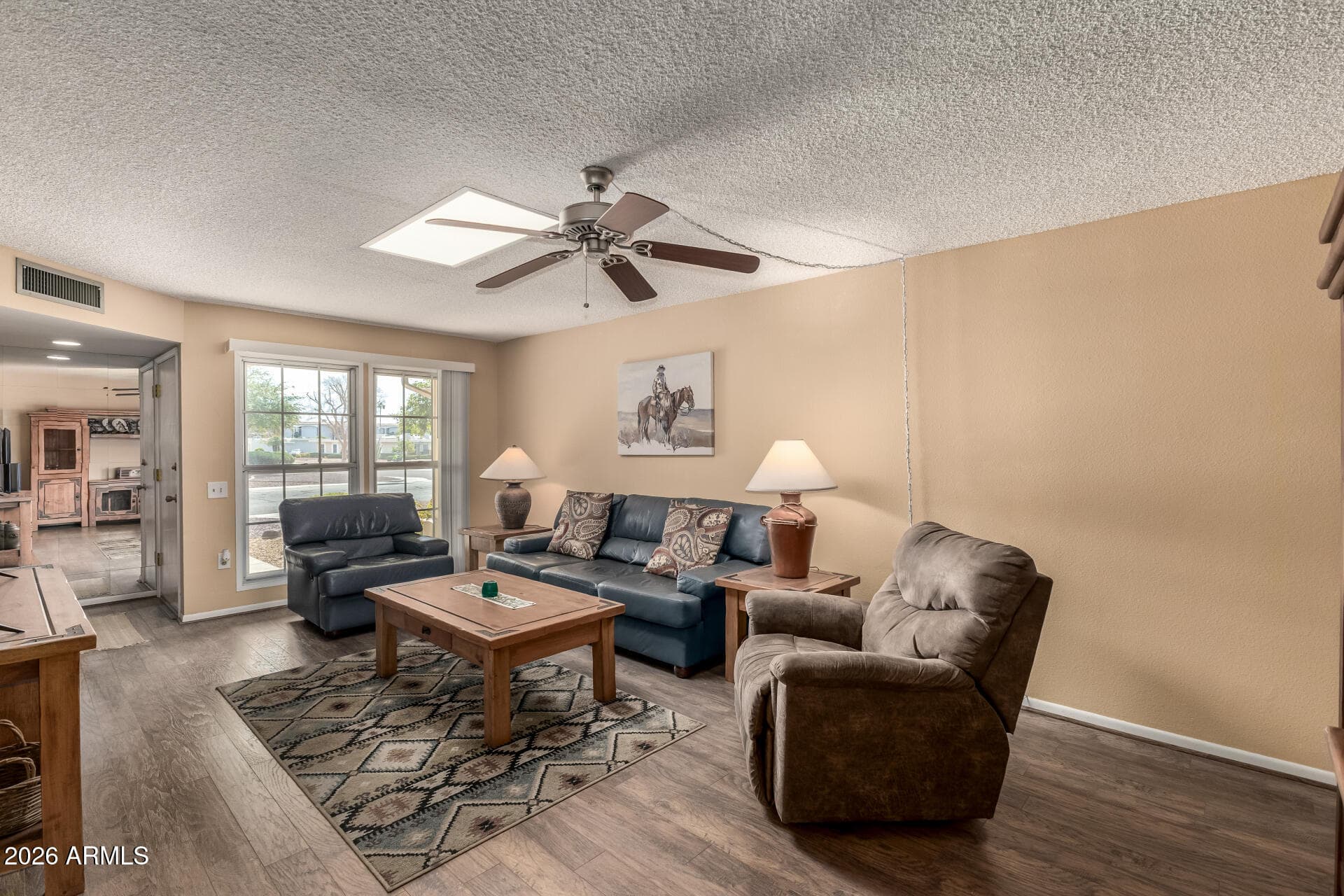 10426 W OCOTILLO Drive, Sun City, AZ 85373 — photo 8 of 28