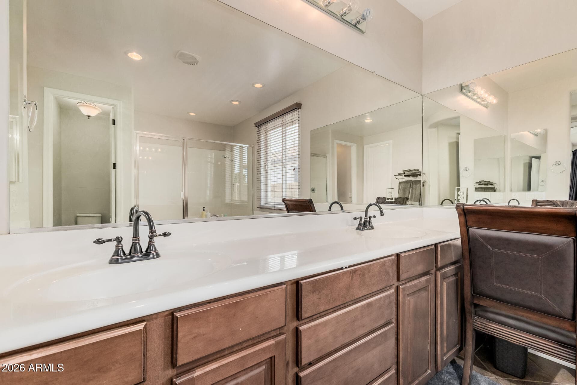 2288 E WISTERIA Drive, Chandler, AZ 85286 — photo 16 of 34