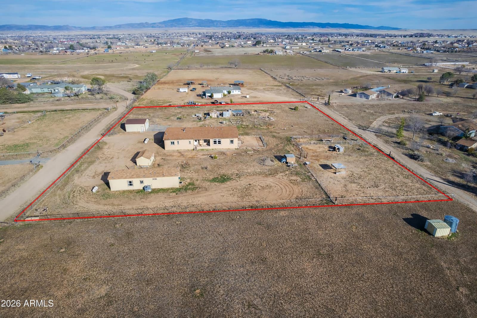 765 S Johnson Lane, Chino Valley, AZ 86323 — photo 5 of 66