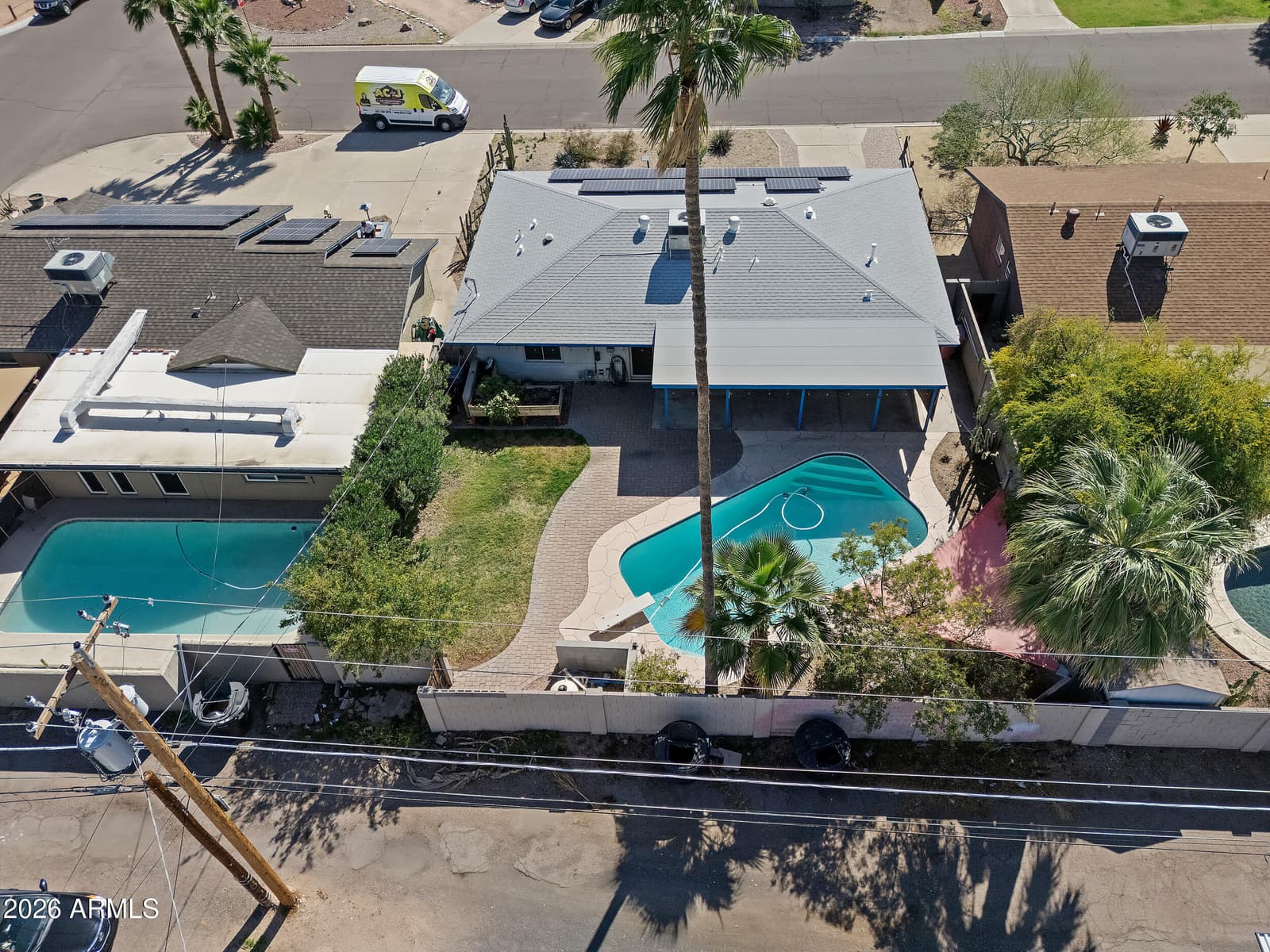 6826 E EDGEMONT Avenue, Scottsdale, AZ 85257 — photo 3 of 31