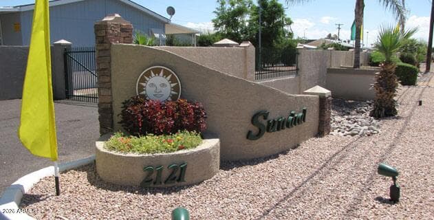 2121 N CENTER Street 15, Mesa, AZ 85201 — photo 37 of 50