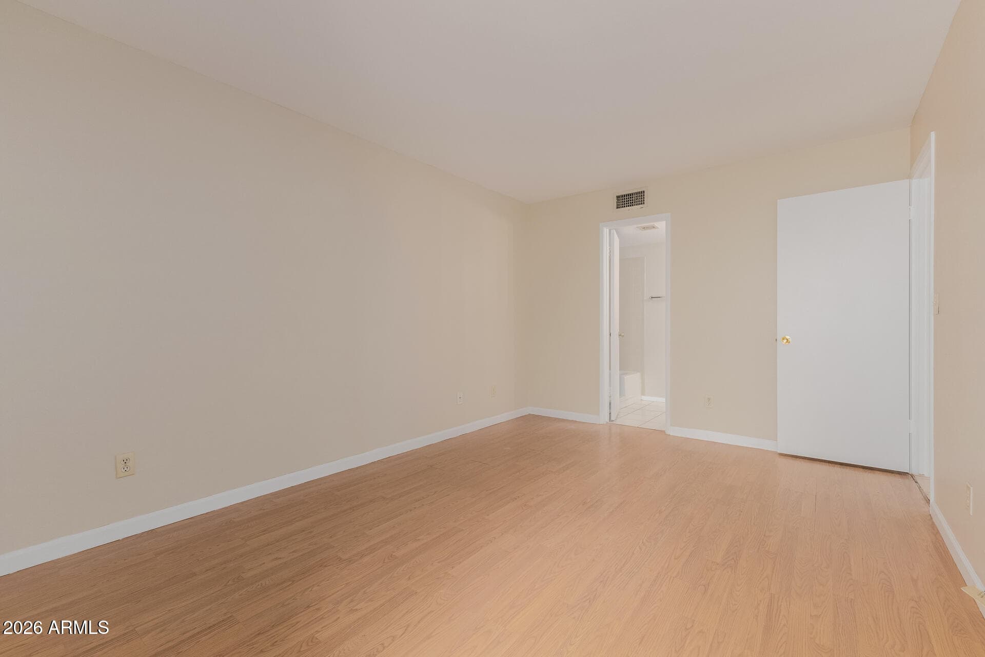 720 E ALICE Avenue 107, Phoenix, AZ 85020 — photo 12 of 20