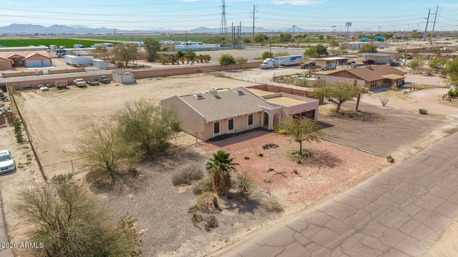 22627 W MAGNOLIA Street, Buckeye, AZ 85326 — photo 11 of 38