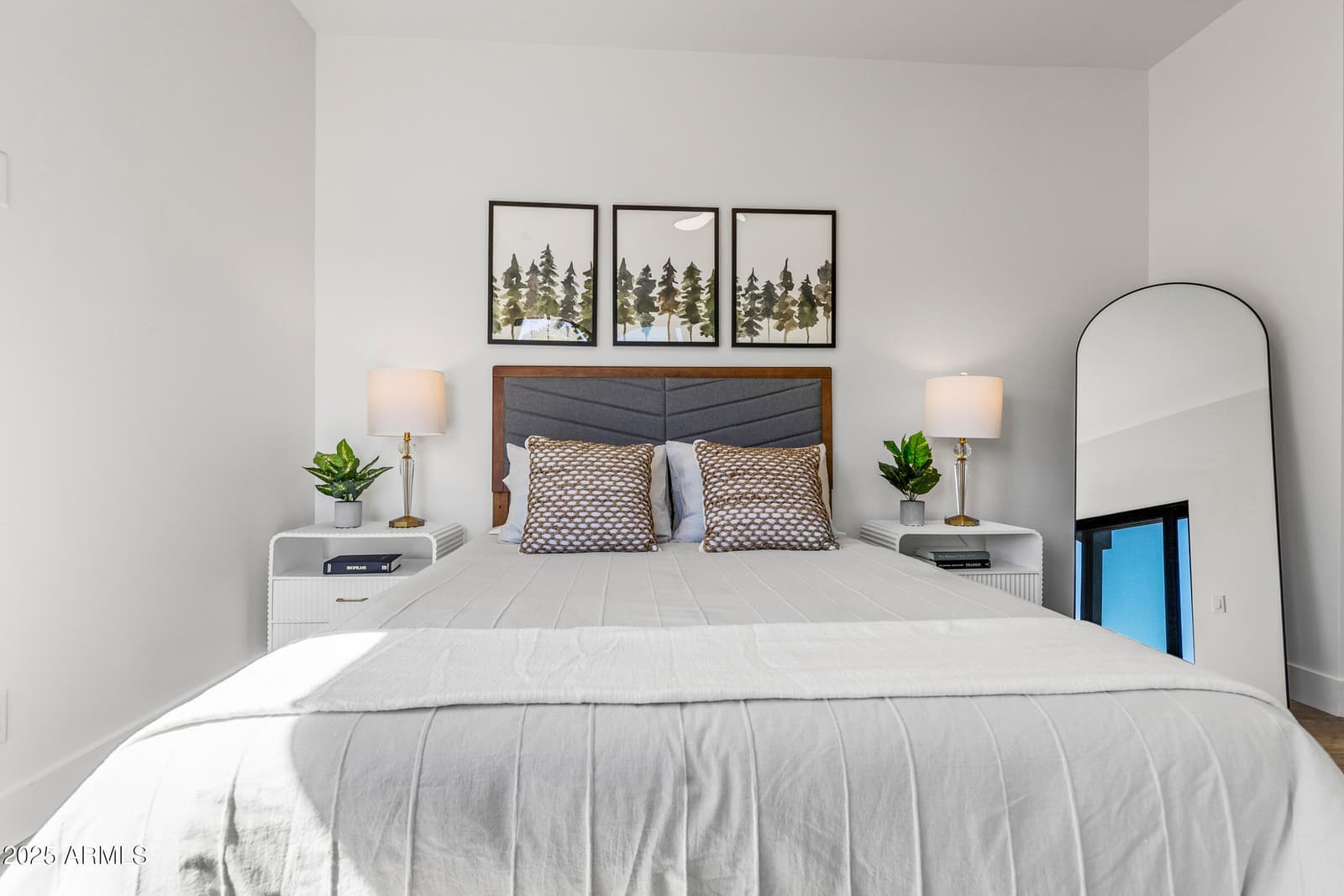 302 W OAK Avenue 2, Flagstaff, AZ 86001 — photo 12 of 44