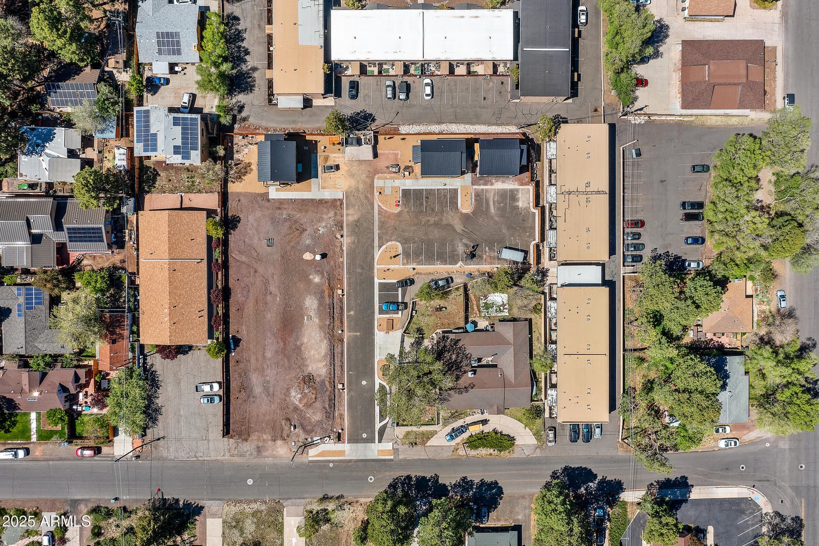 302 W OAK Avenue 2, Flagstaff, AZ 86001 — photo 43 of 44